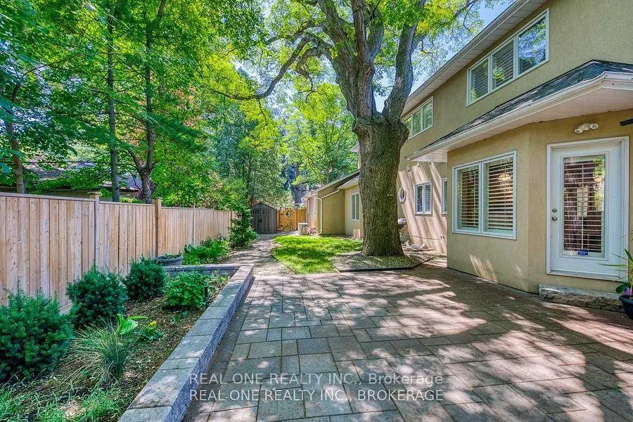 Photo 37 of 249 Poplar Drive, Oakville, Morrison — HOMEH
