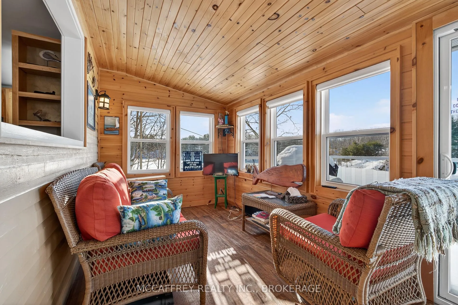 Photo 9 of 10139D Road 38, Frontenac, Frontenac Centre — HOMEH