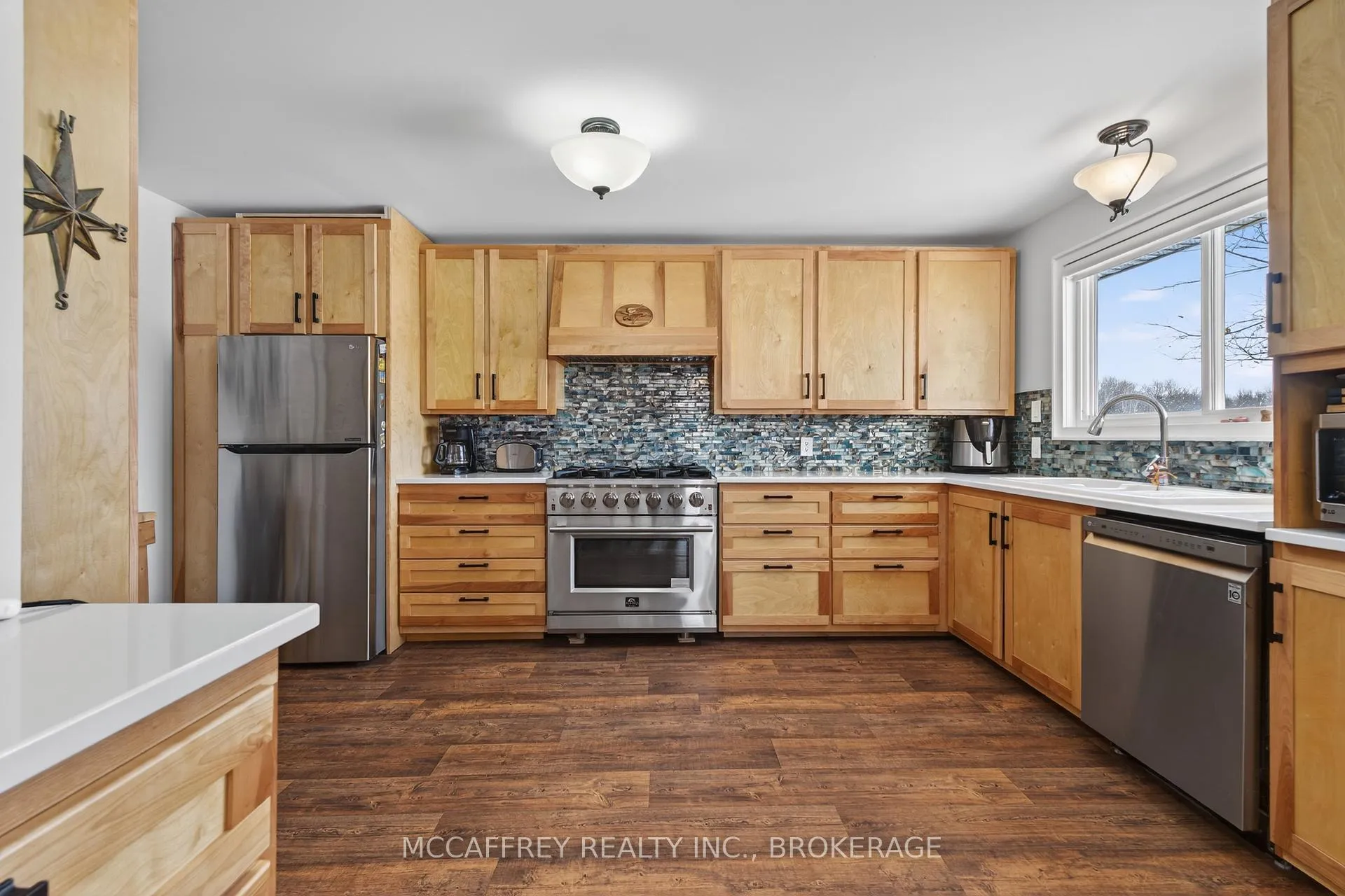 Photo 10 of 10139D Road 38, Frontenac, Frontenac Centre — HOMEH