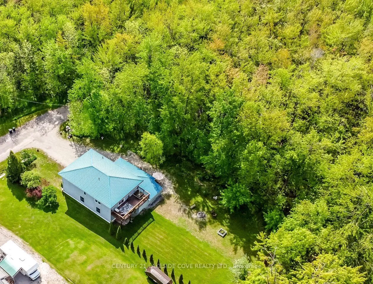 Photo 4 of 3976 Woodland Drive, Ramara, Rural Ramara — HOMEH