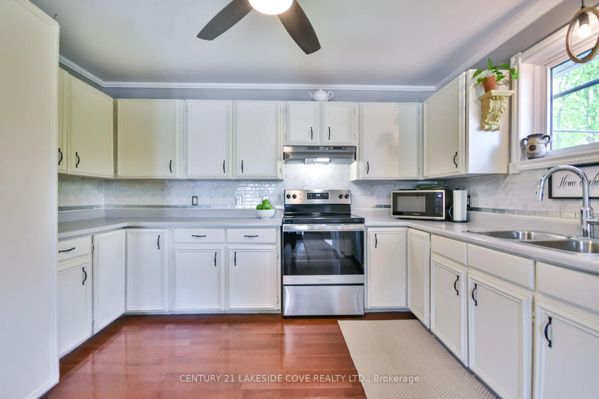 Photo 21 of 3976 Woodland Drive, Ramara, Rural Ramara — HOMEH