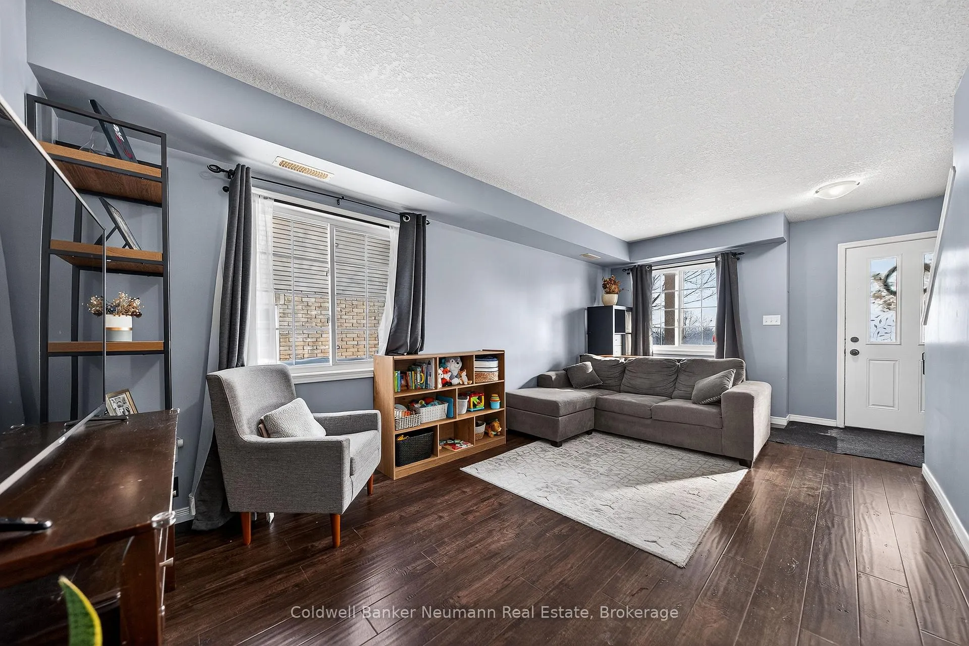 Photo 6 of Unit 107, 35 Mountford Drive, Guelph, Grange Road — HOMEH
