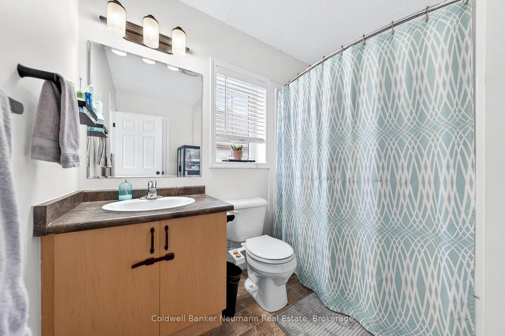 Photo 27 of Unit 107, 35 Mountford Drive, Guelph, Grange Road — HOMEH