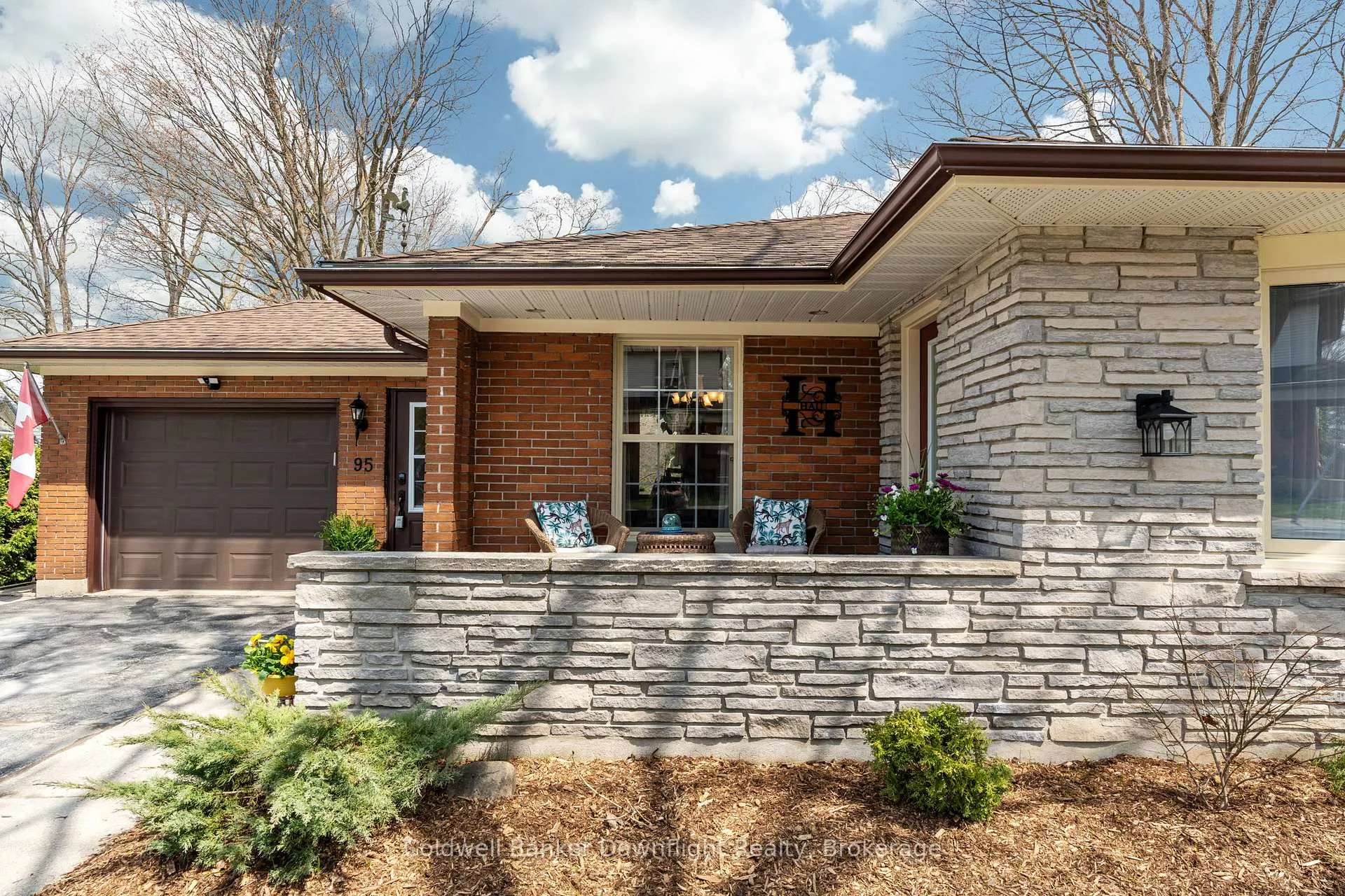 Photo 3 of 95 Patrick Street E, North Huron, Wingham — HOMEH