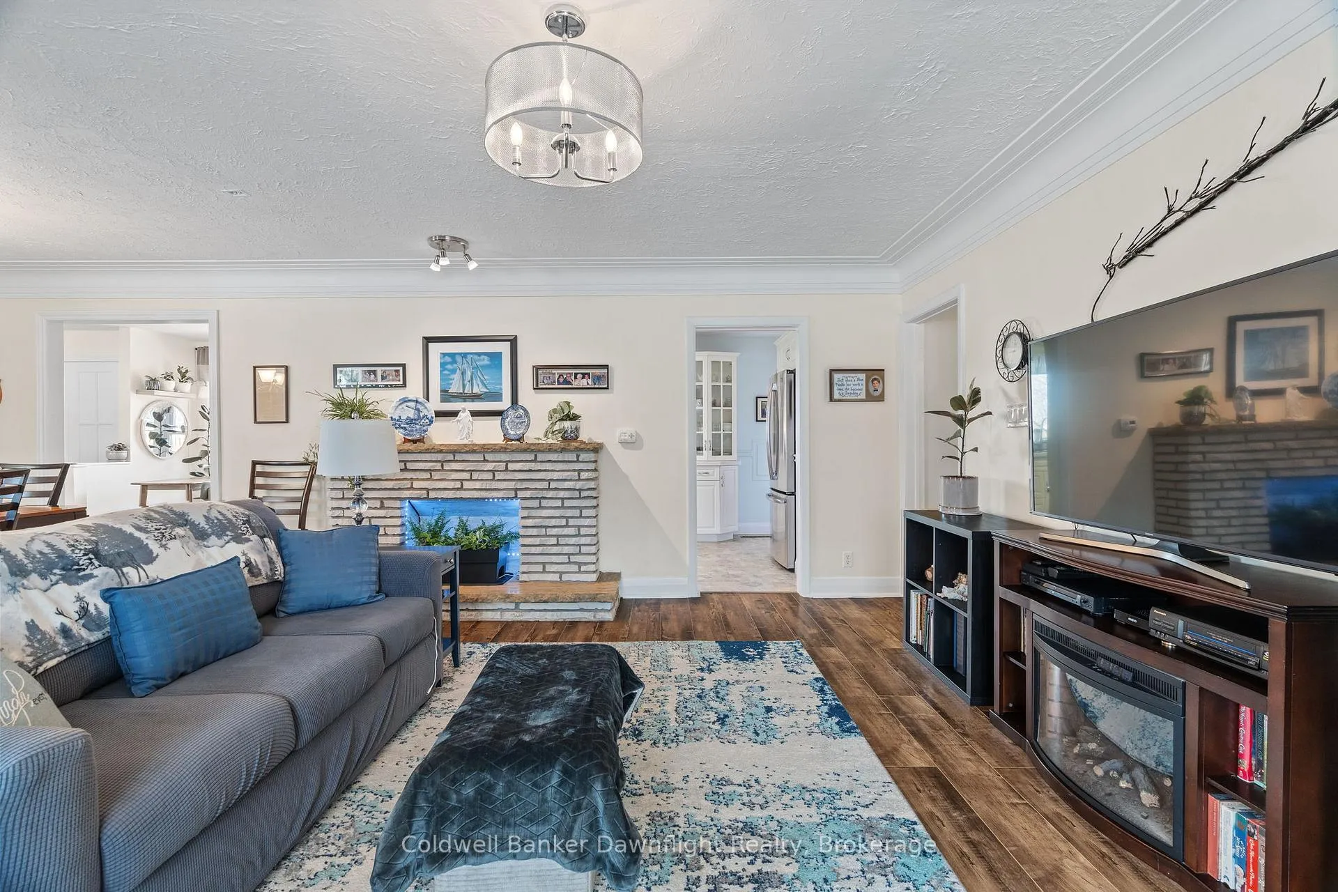 Photo 18 of 95 Patrick Street E, North Huron, Wingham — HOMEH