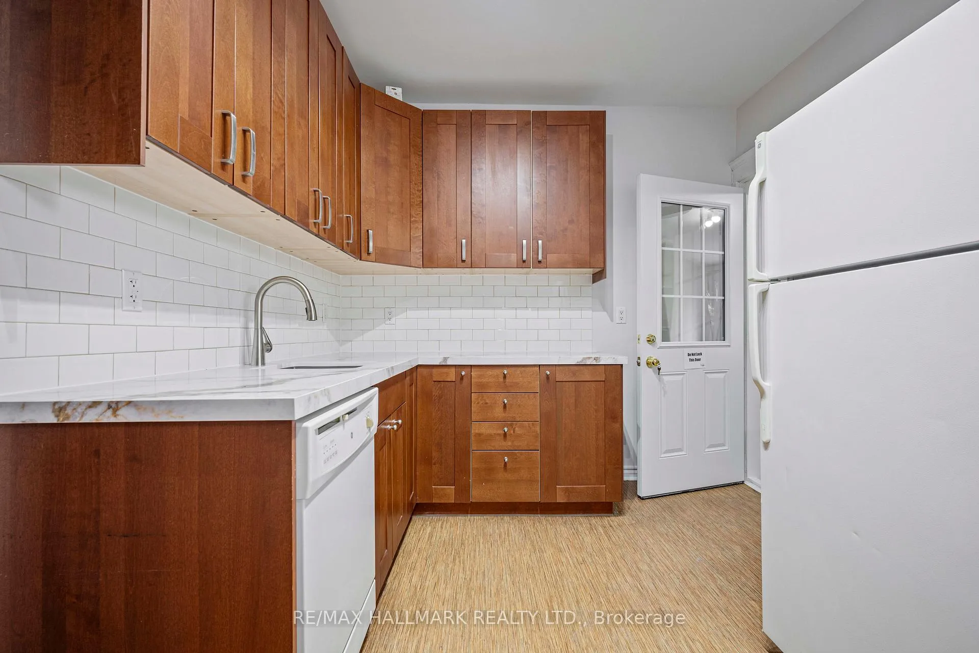 Photo 4 of Unit Main, 167 Heward Avenue, Toronto, South Riverdale — HOMEH