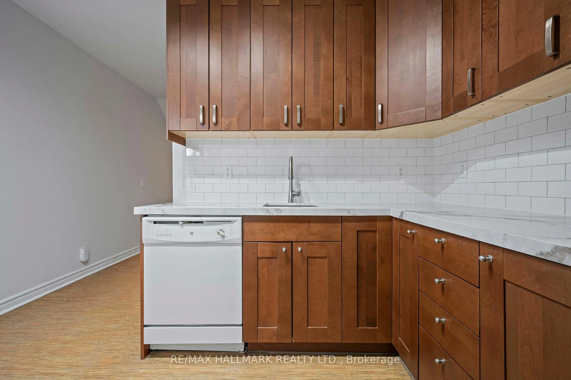 Photo 5 of Unit Main, 167 Heward Avenue, Toronto, South Riverdale — HOMEH