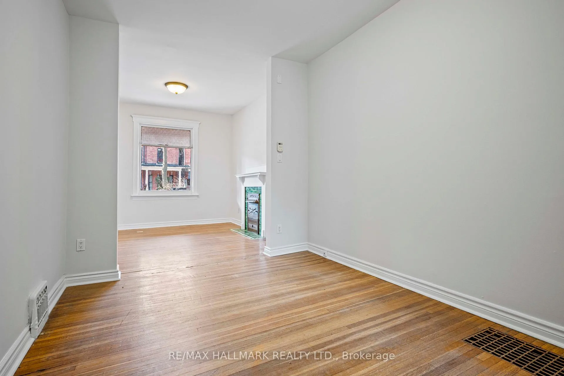 Photo 10 of Unit Main, 167 Heward Avenue, Toronto, South Riverdale — HOMEH