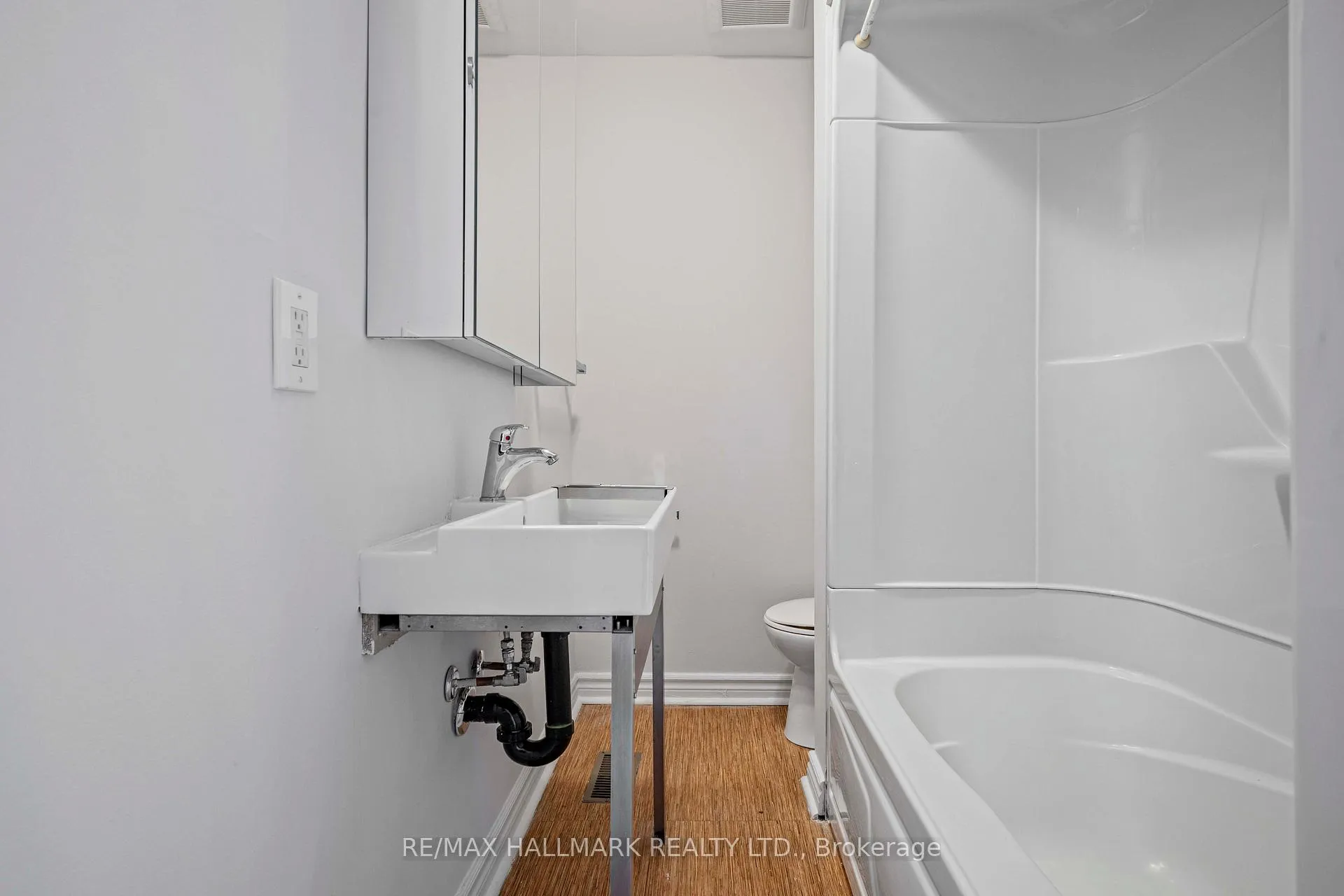 Photo 15 of Unit Main, 167 Heward Avenue, Toronto, South Riverdale — HOMEH