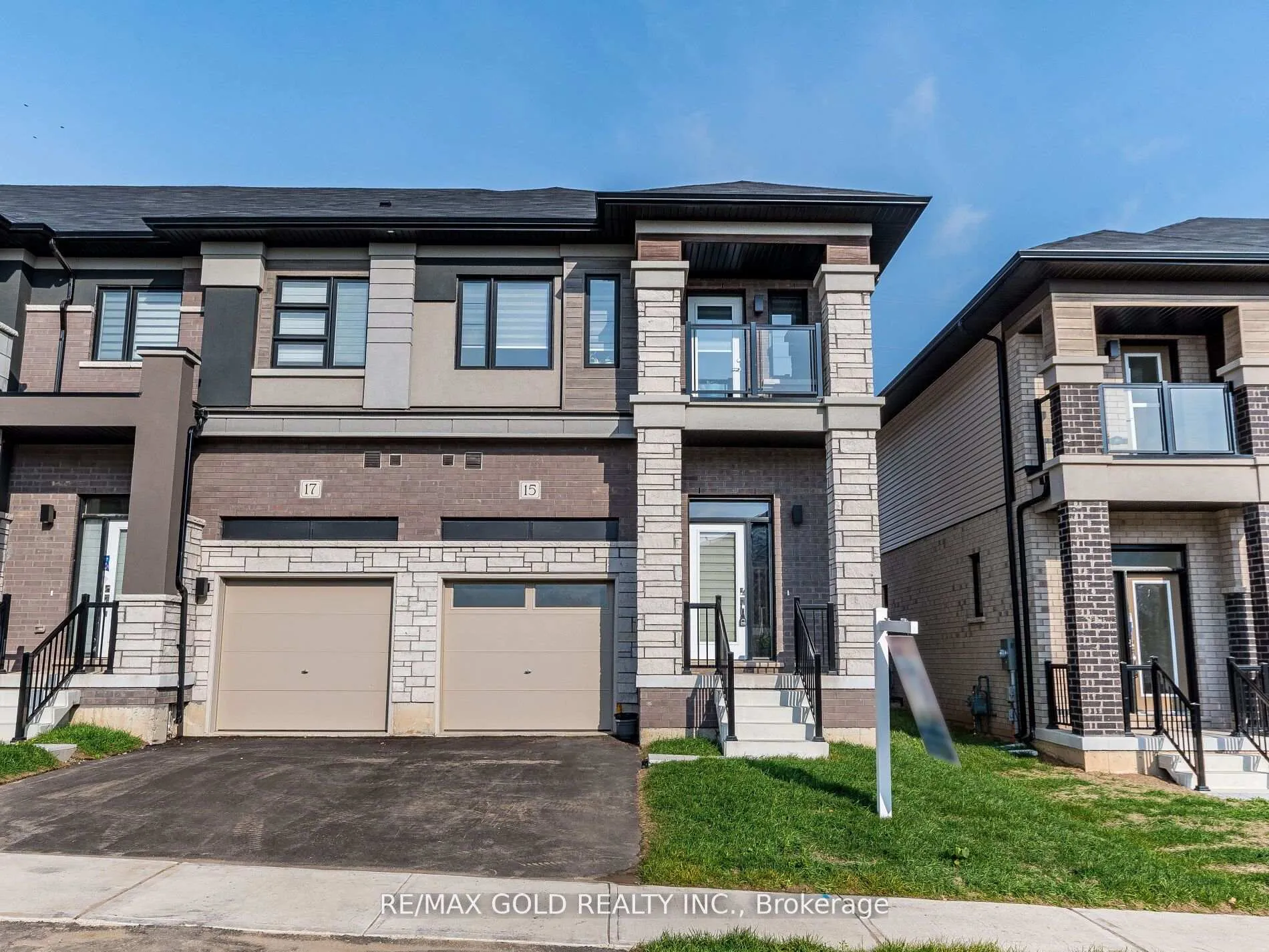 Photo 1 of 15 George Brier Drive W, Brant, Paris — HOMEH