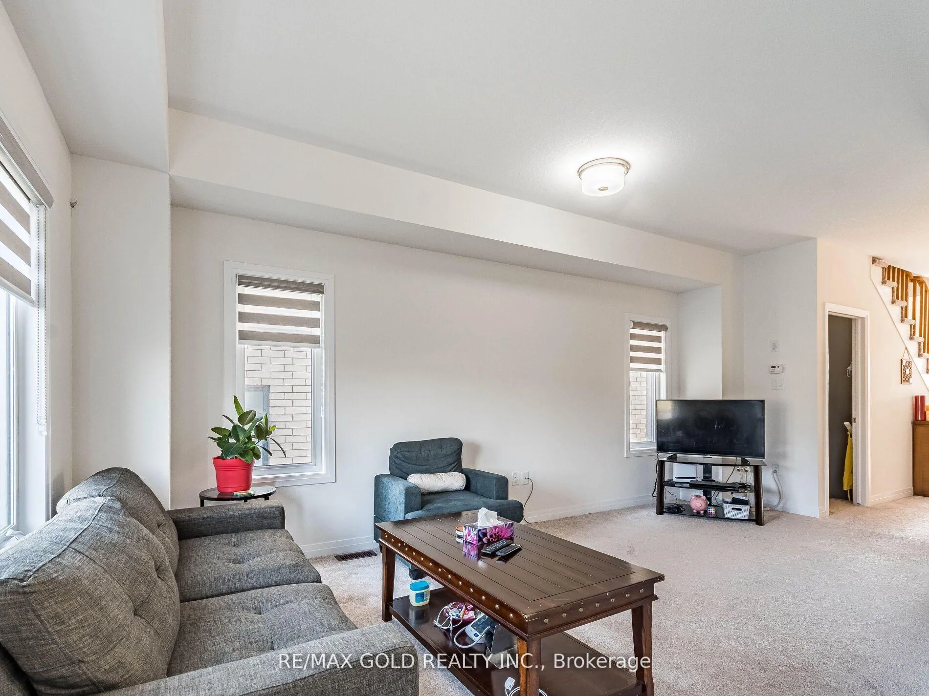 Photo 8 of 15 George Brier Drive W, Brant, Paris — HOMEH