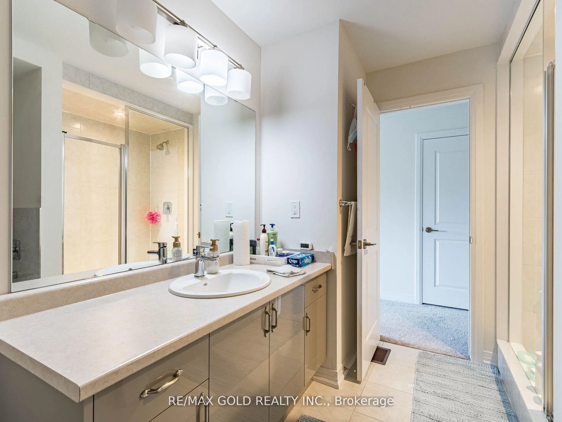 Photo 27 of 15 George Brier Drive W, Brant, Paris — HOMEH