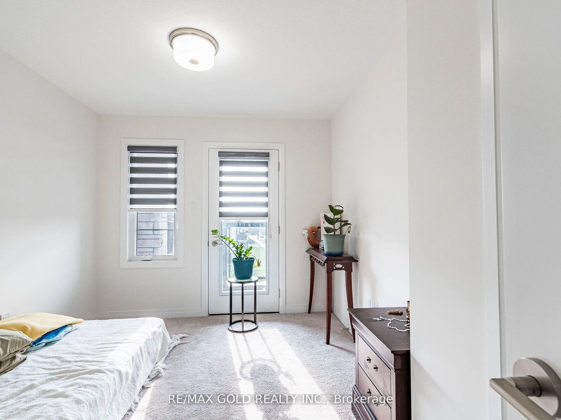 Photo 30 of 15 George Brier Drive W, Brant, Paris — HOMEH