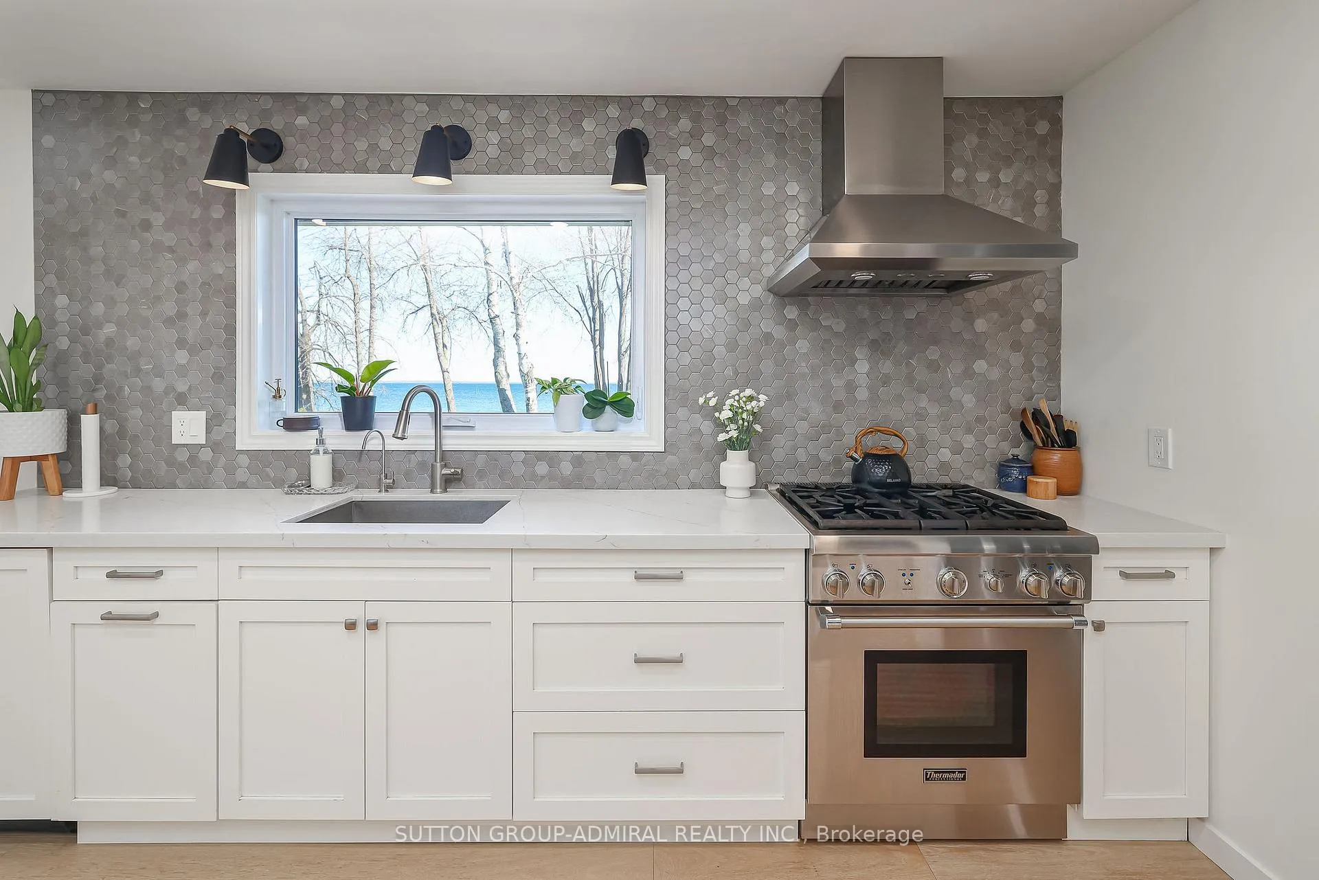 Photo 23 of 112 Bayshore Drive, Ramara, Brechin — HOMEH