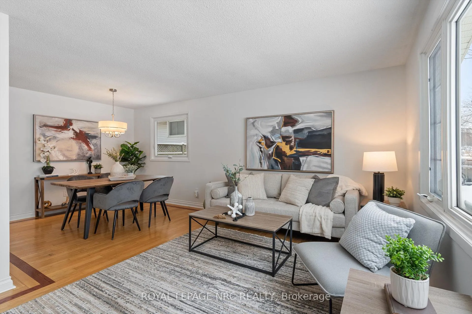 Photo 6 of 7952 Tad Street, Niagara Falls, West Wood — HOMEH