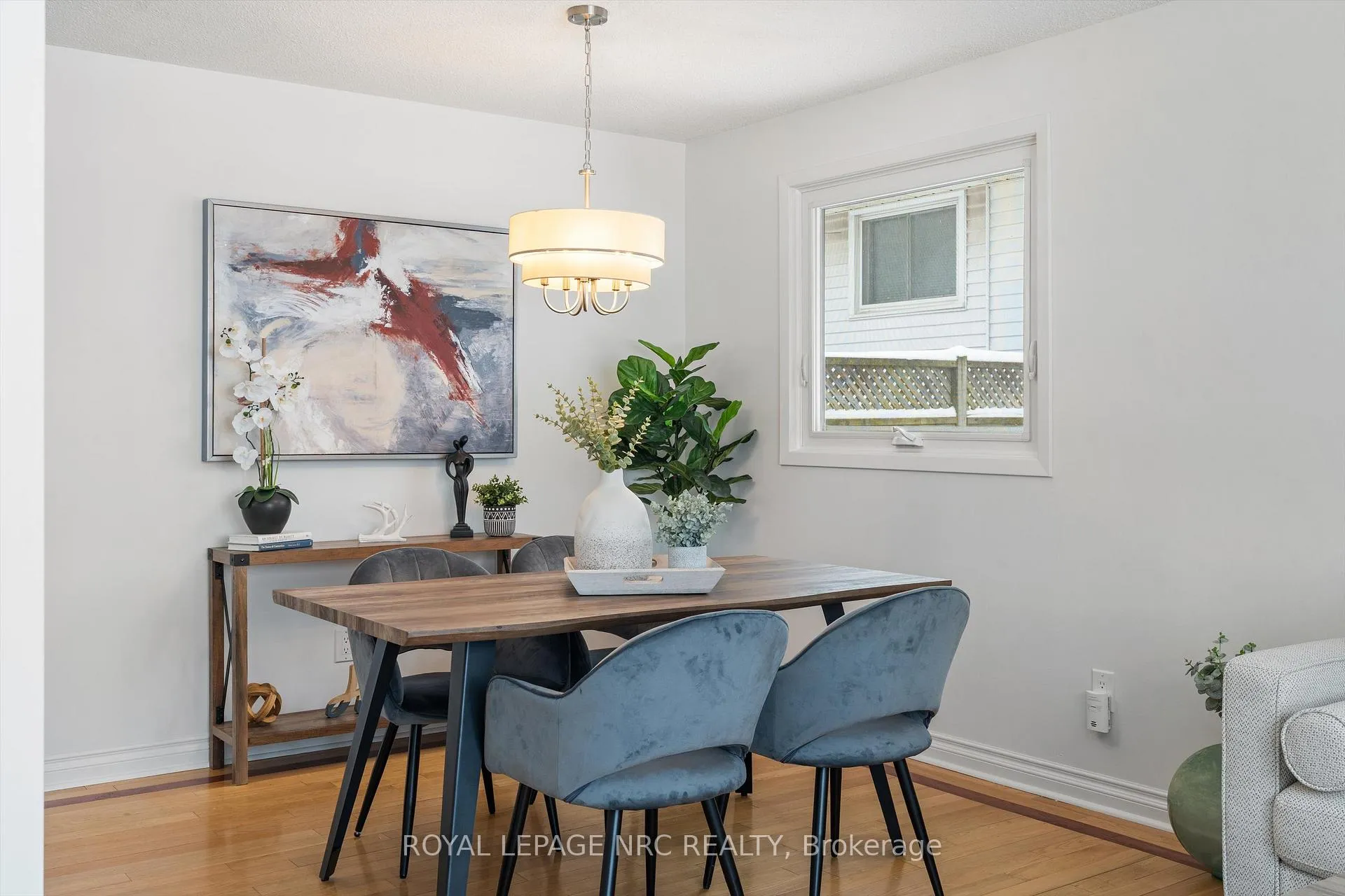 Photo 9 of 7952 Tad Street, Niagara Falls, West Wood — HOMEH
