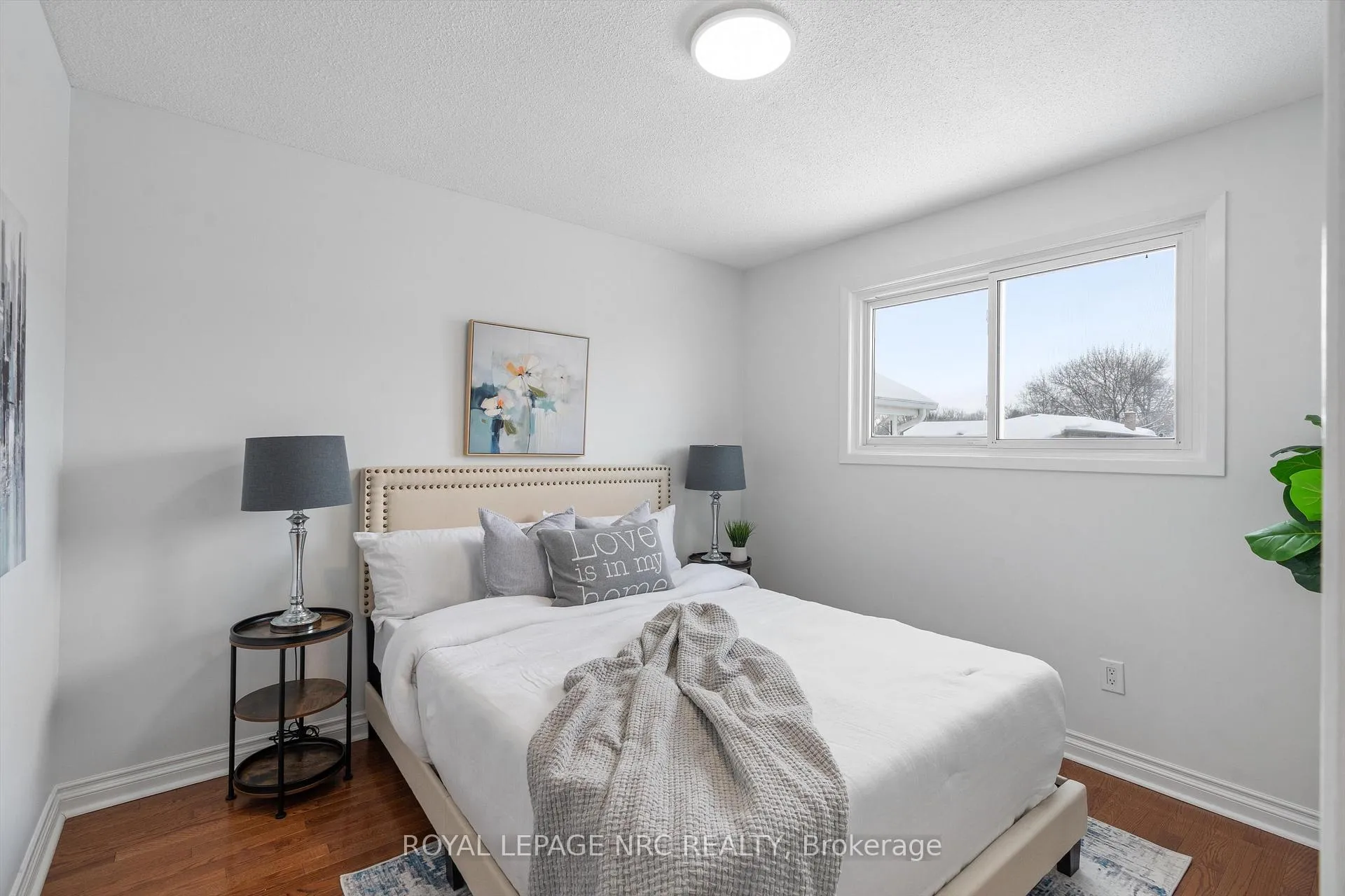 Photo 17 of 7952 Tad Street, Niagara Falls, West Wood — HOMEH