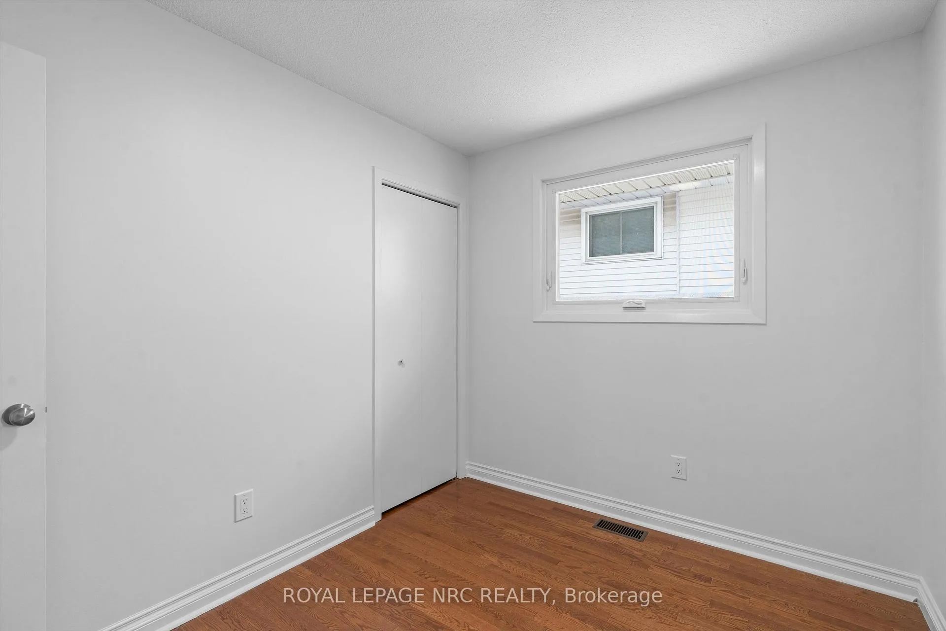 Photo 19 of 7952 Tad Street, Niagara Falls, West Wood — HOMEH