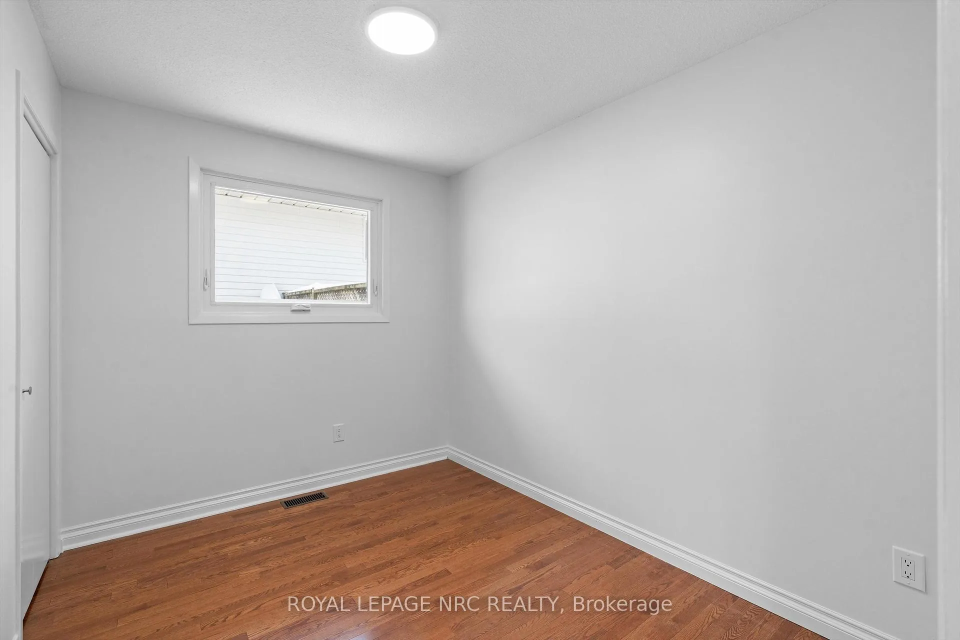 Photo 20 of 7952 Tad Street, Niagara Falls, West Wood — HOMEH