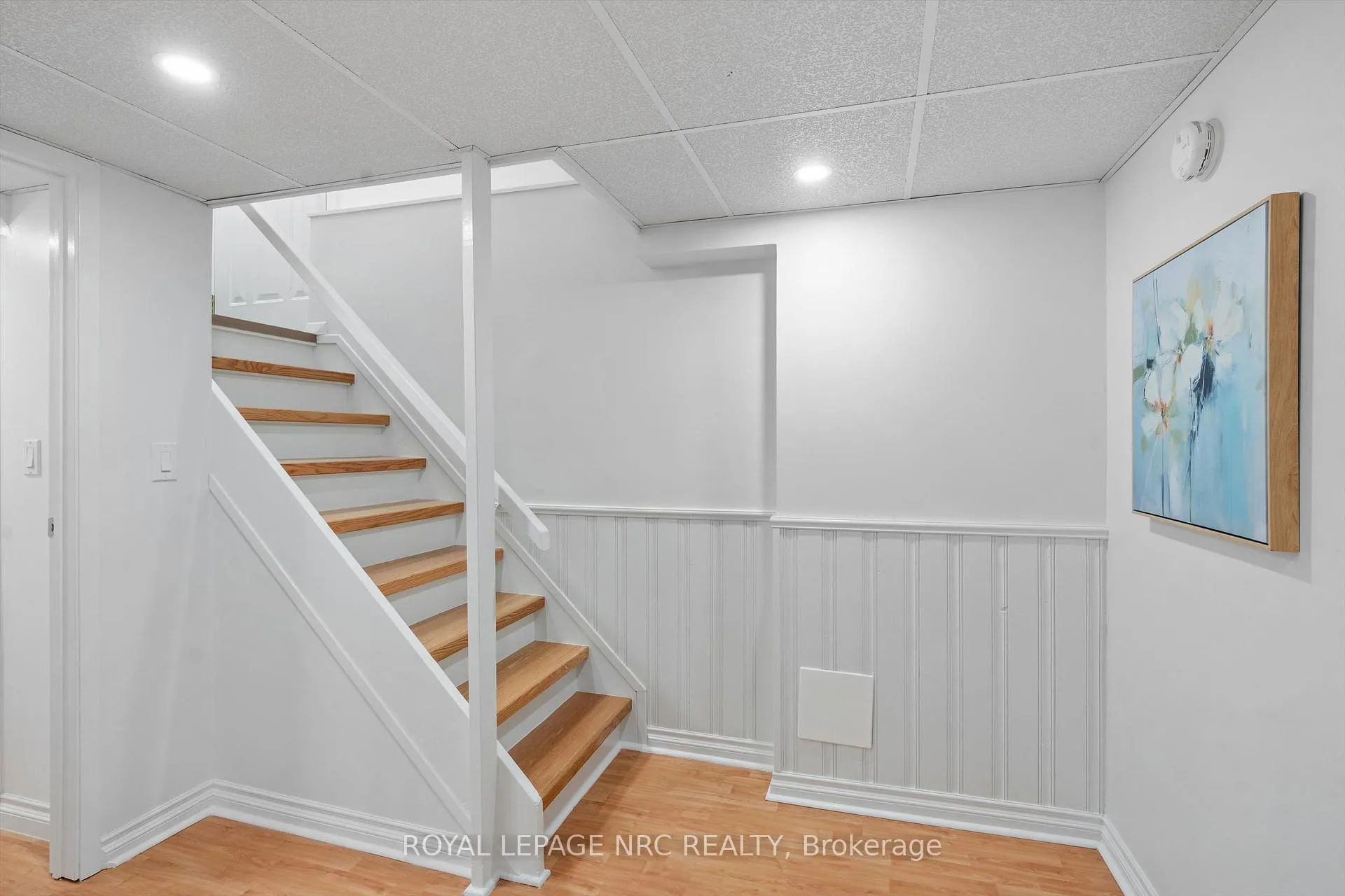 Photo 21 of 7952 Tad Street, Niagara Falls, West Wood — HOMEH