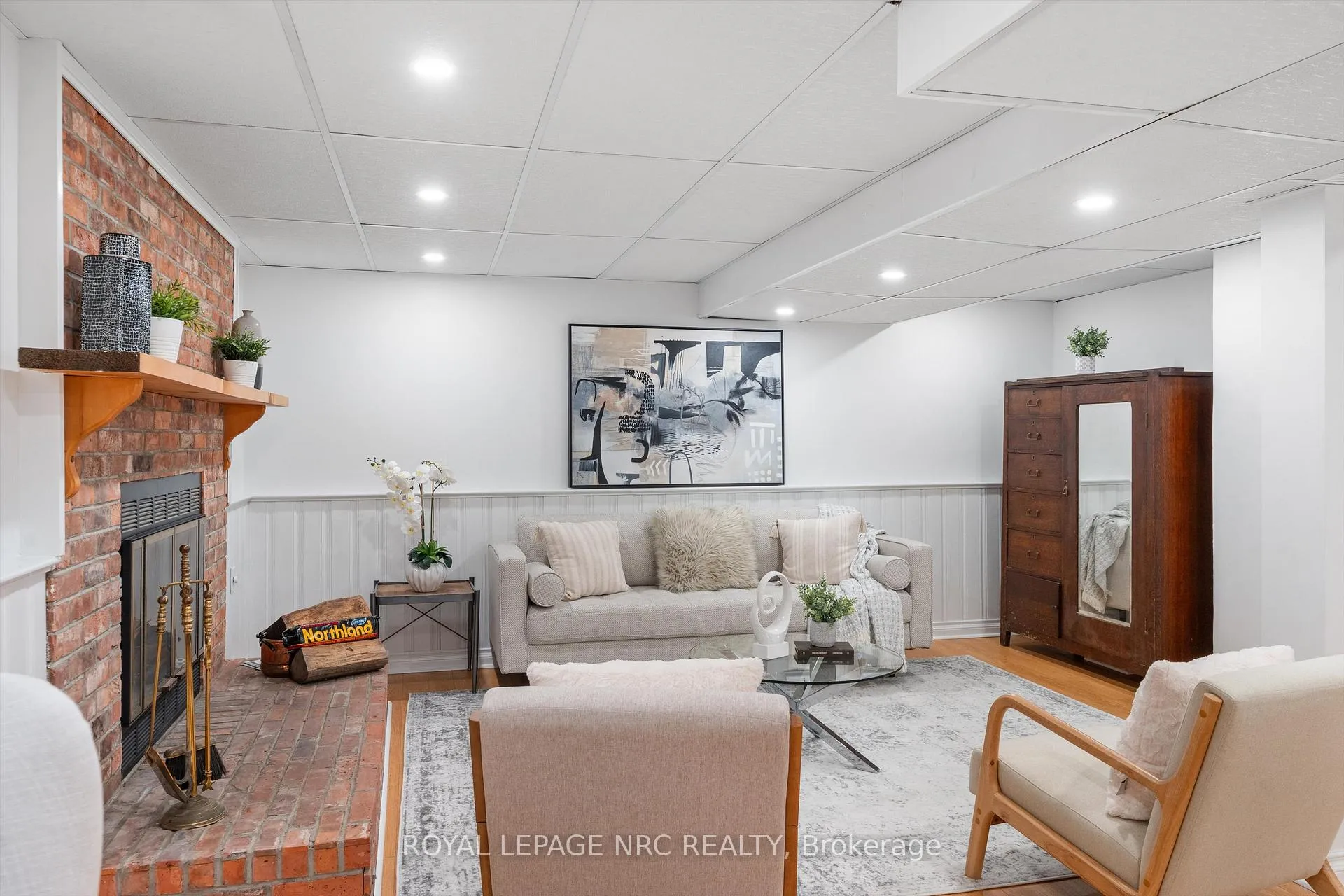 Photo 25 of 7952 Tad Street, Niagara Falls, West Wood — HOMEH