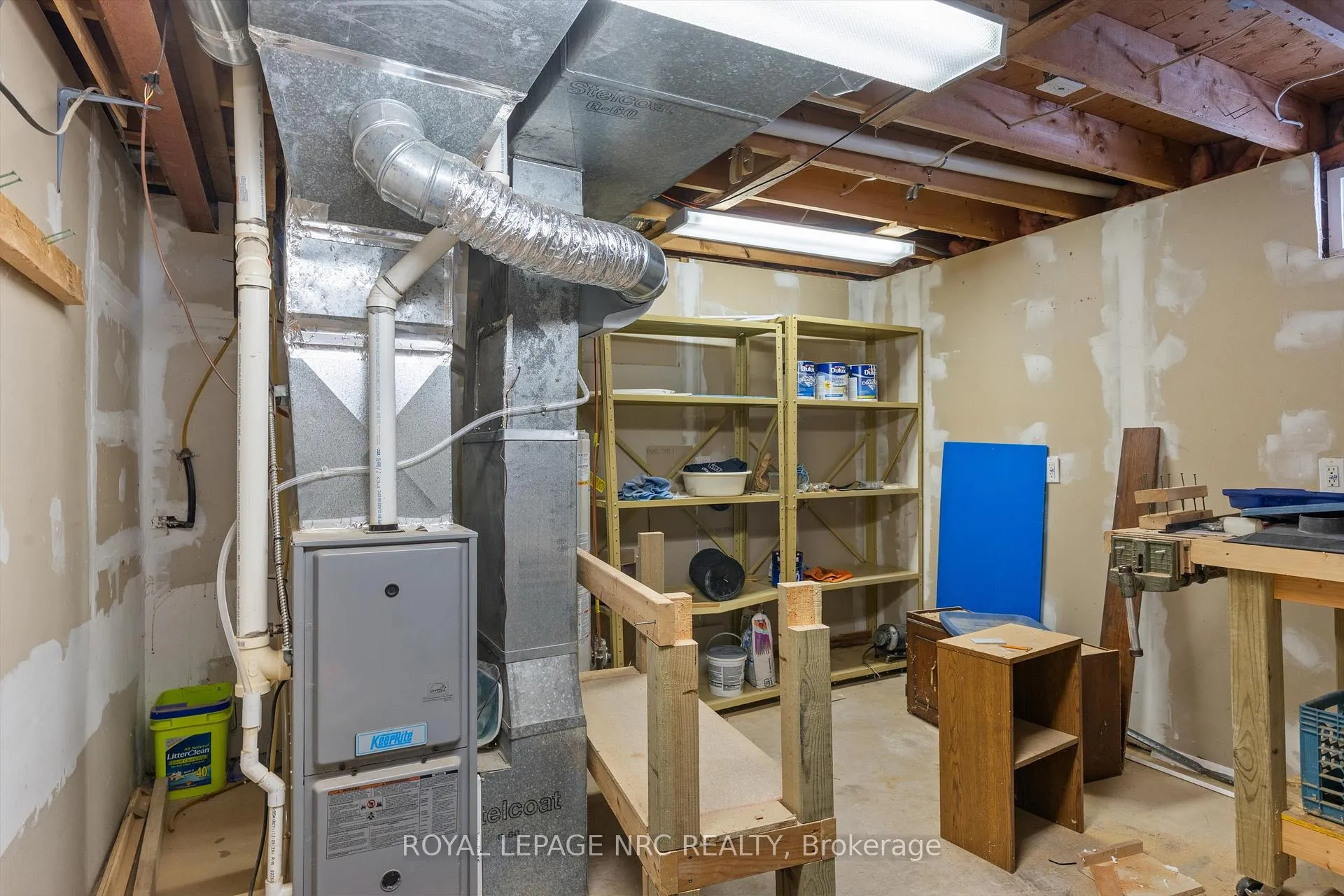 Photo 28 of 7952 Tad Street, Niagara Falls, West Wood — HOMEH