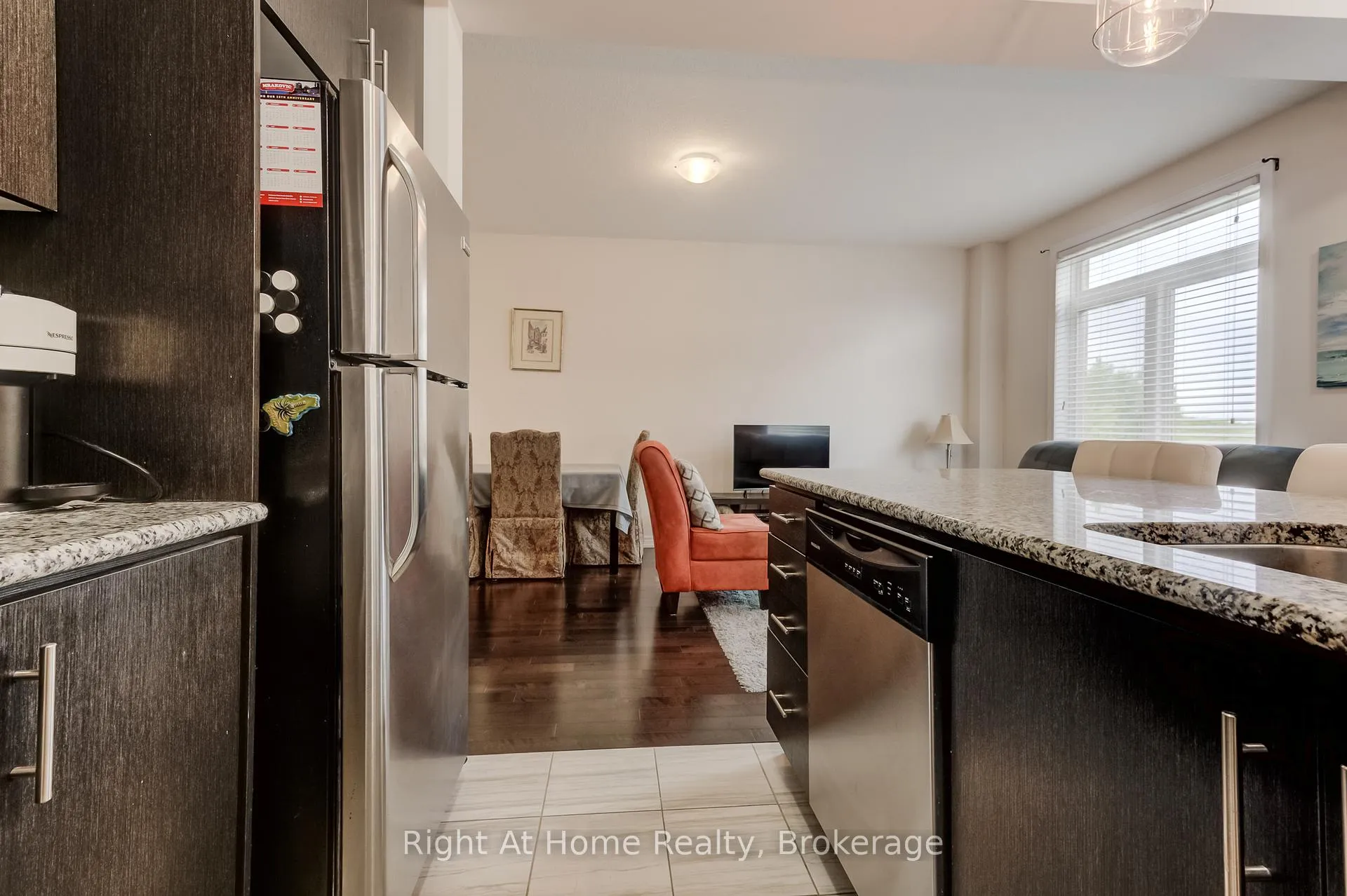 Photo 10 of 2364 Natasha Circle, Oakville, Bronte Creek — HOMEH