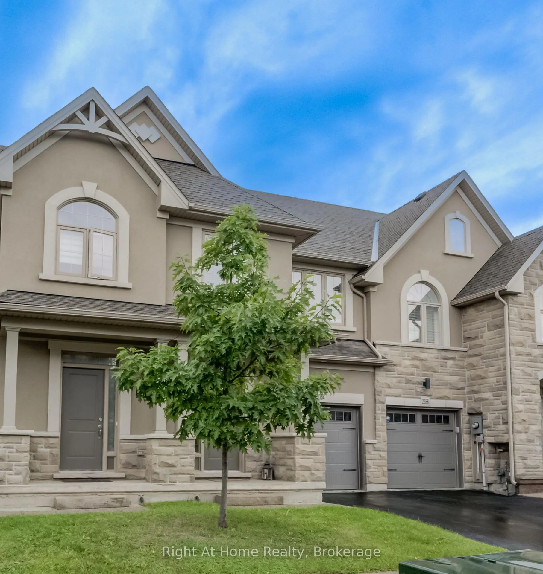 Photo 31 of 2364 Natasha Circle, Oakville, Bronte Creek — HOMEH