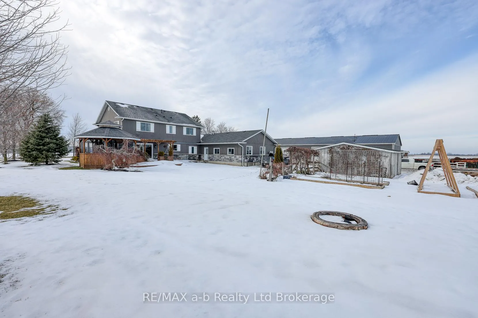 Photo 4 of 533968 Cedar Line, Norwich, Burgessville — HOMEH