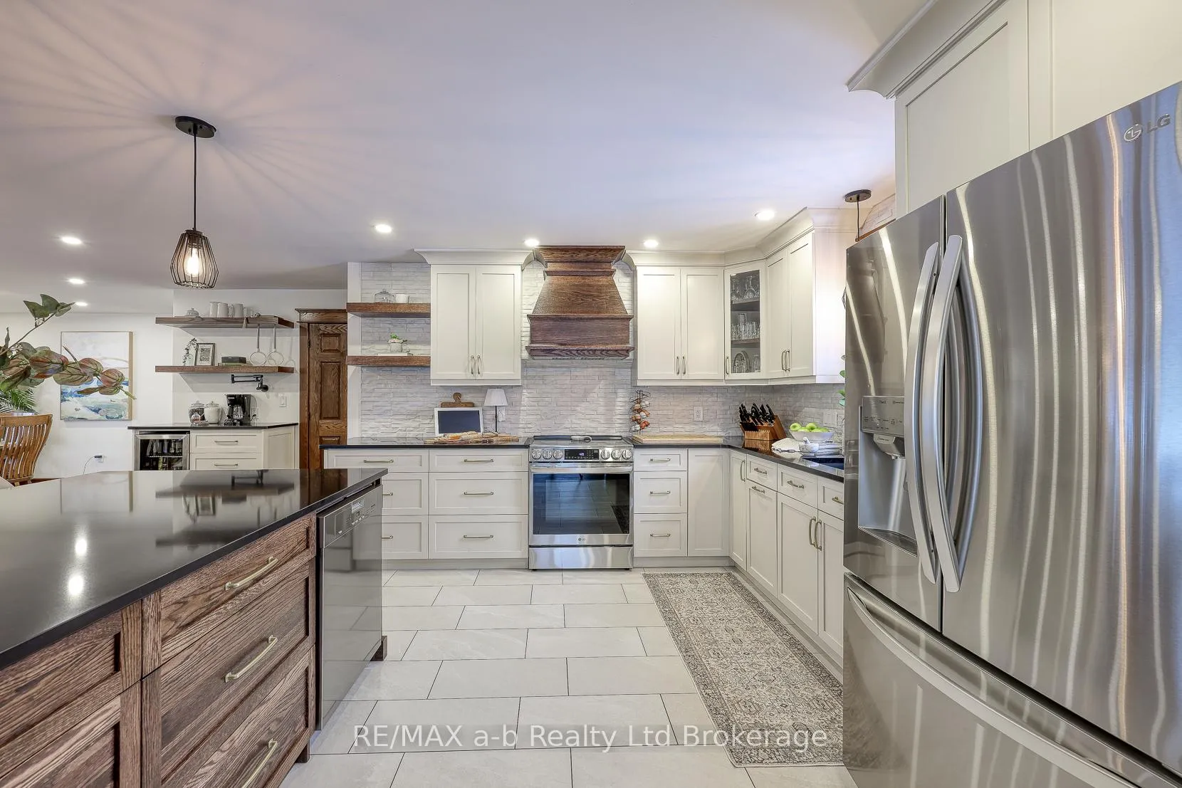 Photo 11 of 533968 Cedar Line, Norwich, Burgessville — HOMEH
