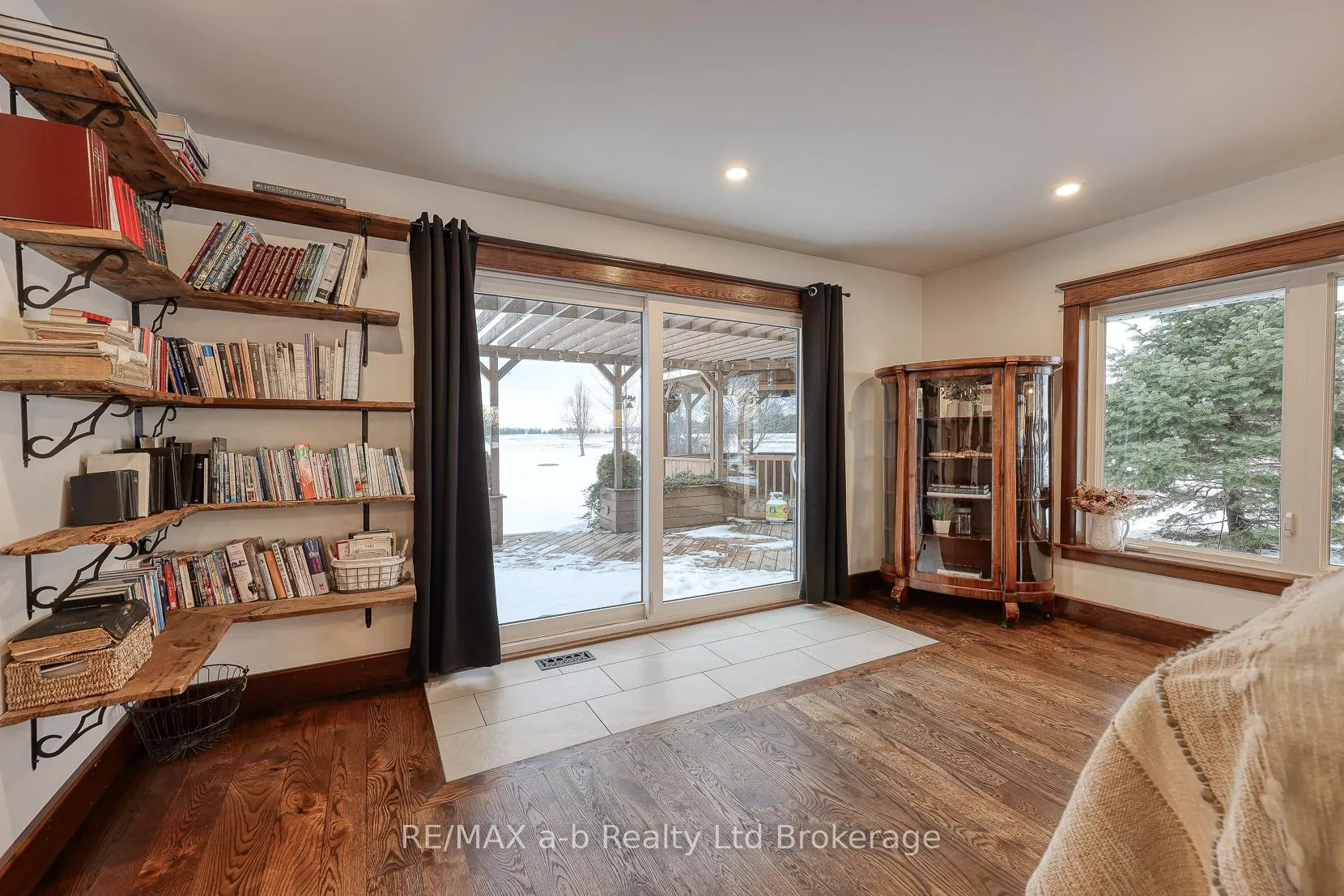Photo 16 of 533968 Cedar Line, Norwich, Burgessville — HOMEH