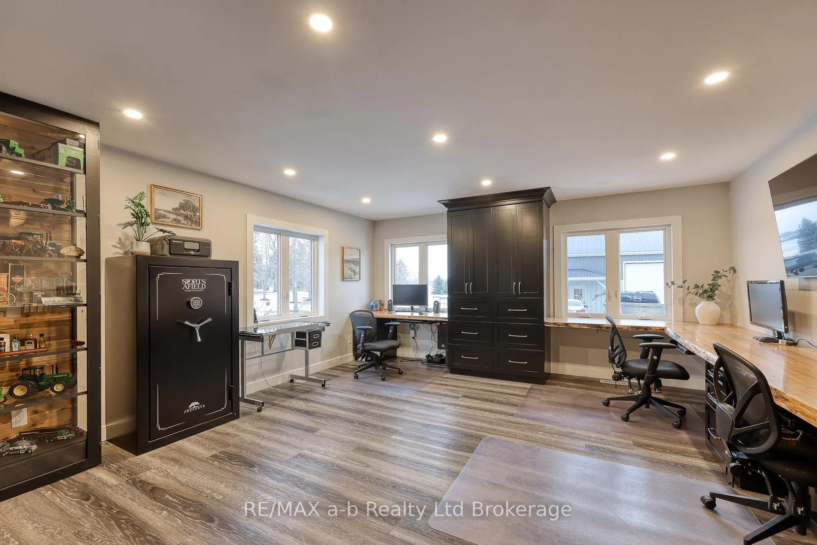 Photo 21 of 533968 Cedar Line, Norwich, Burgessville — HOMEH