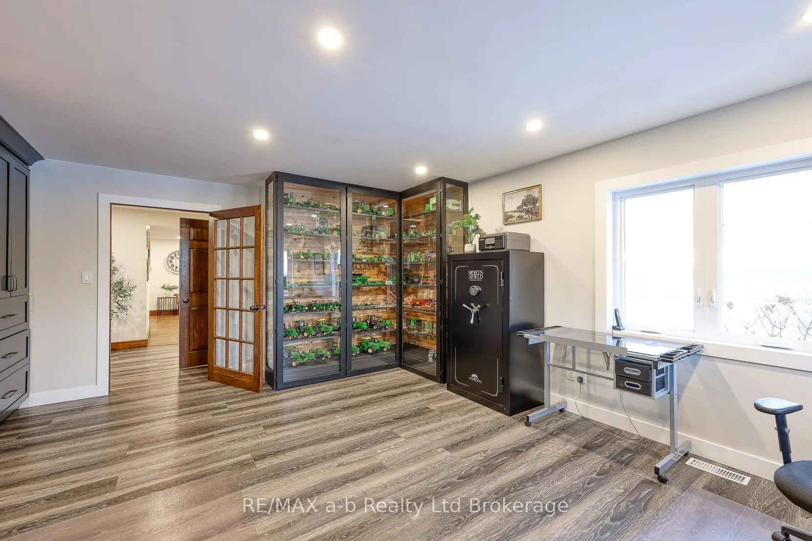 Photo 22 of 533968 Cedar Line, Norwich, Burgessville — HOMEH