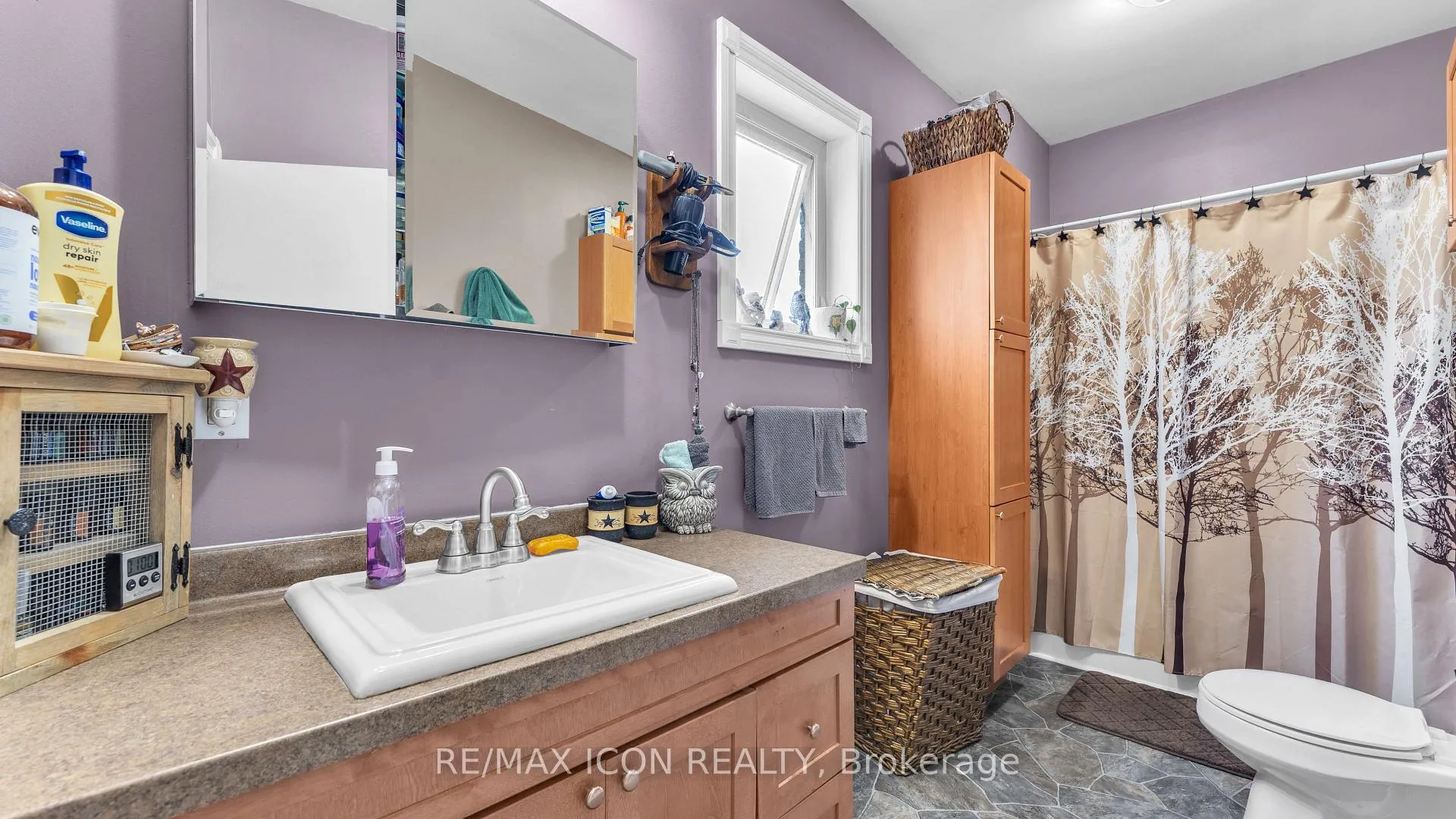 Photo 3 of 89 William Street W, South Huron, Exeter — HOMEH