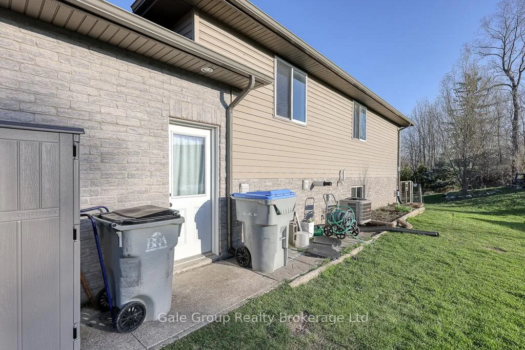 Photo 7 of 42 Riverview Street, West Perth, Mitchell — HOMEH