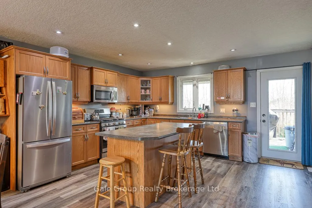 Photo 10 of 42 Riverview Street, West Perth, Mitchell — HOMEH