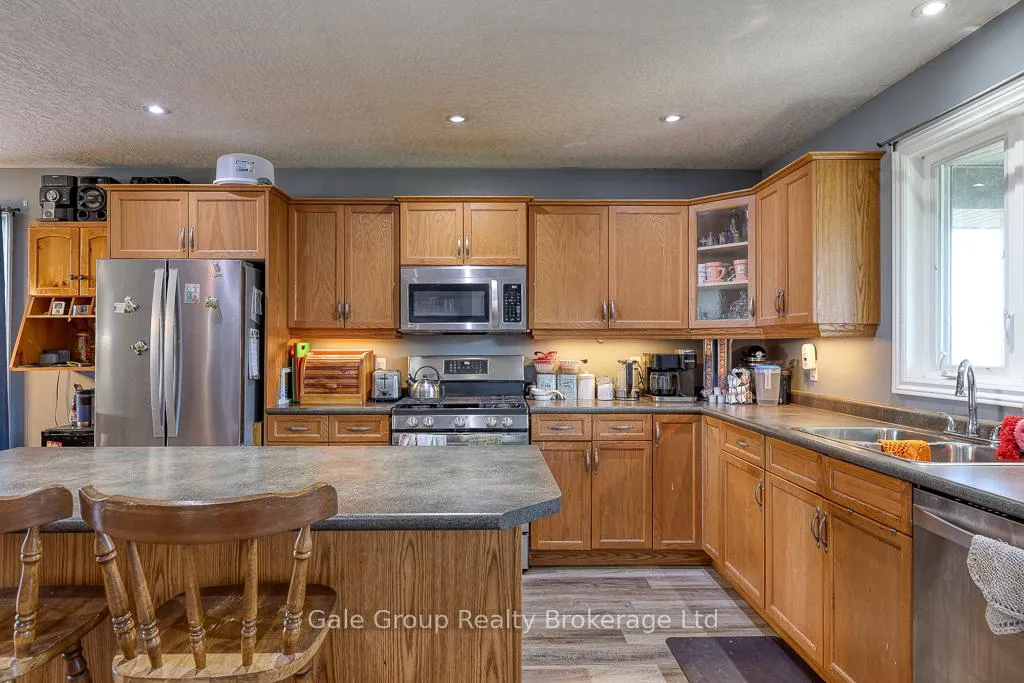 Photo 11 of 42 Riverview Street, West Perth, Mitchell — HOMEH