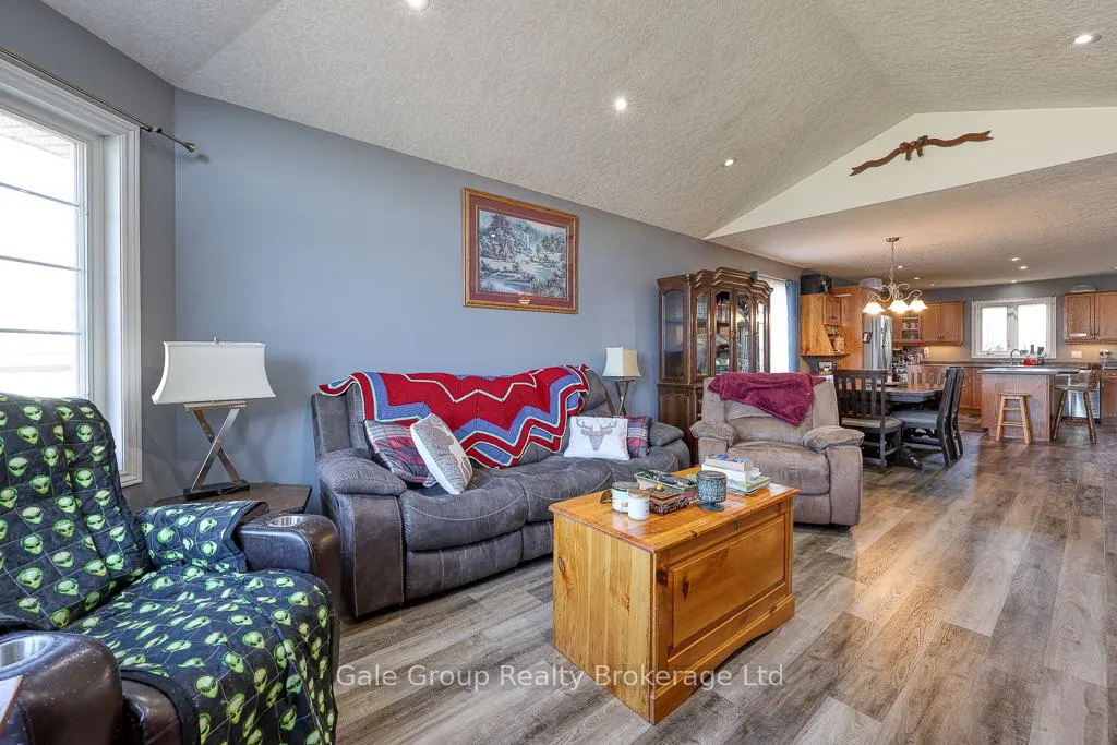 Photo 17 of 42 Riverview Street, West Perth, Mitchell — HOMEH