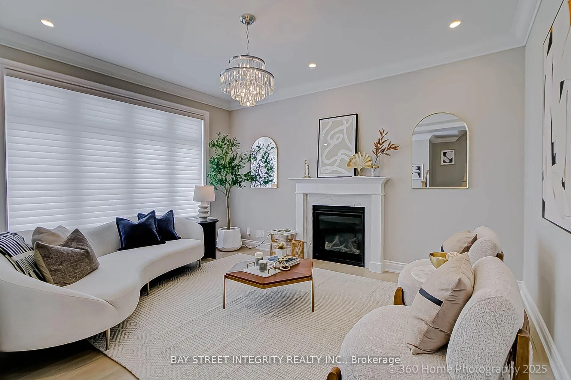Photo 3 of 15 York Downs Boulevard, Markham, Angus Glen — HOMEH