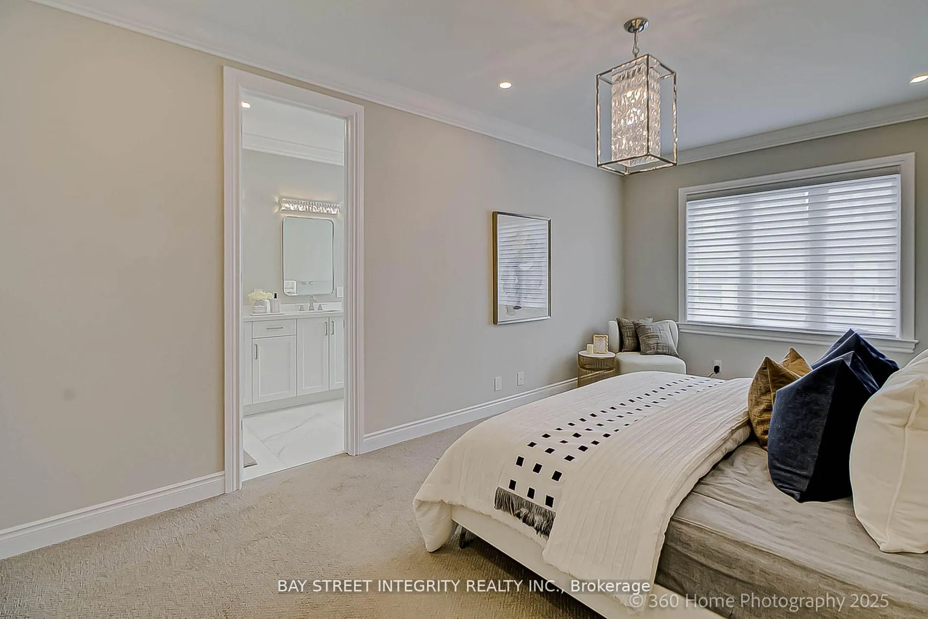 Photo 23 of 15 York Downs Boulevard, Markham, Angus Glen — HOMEH