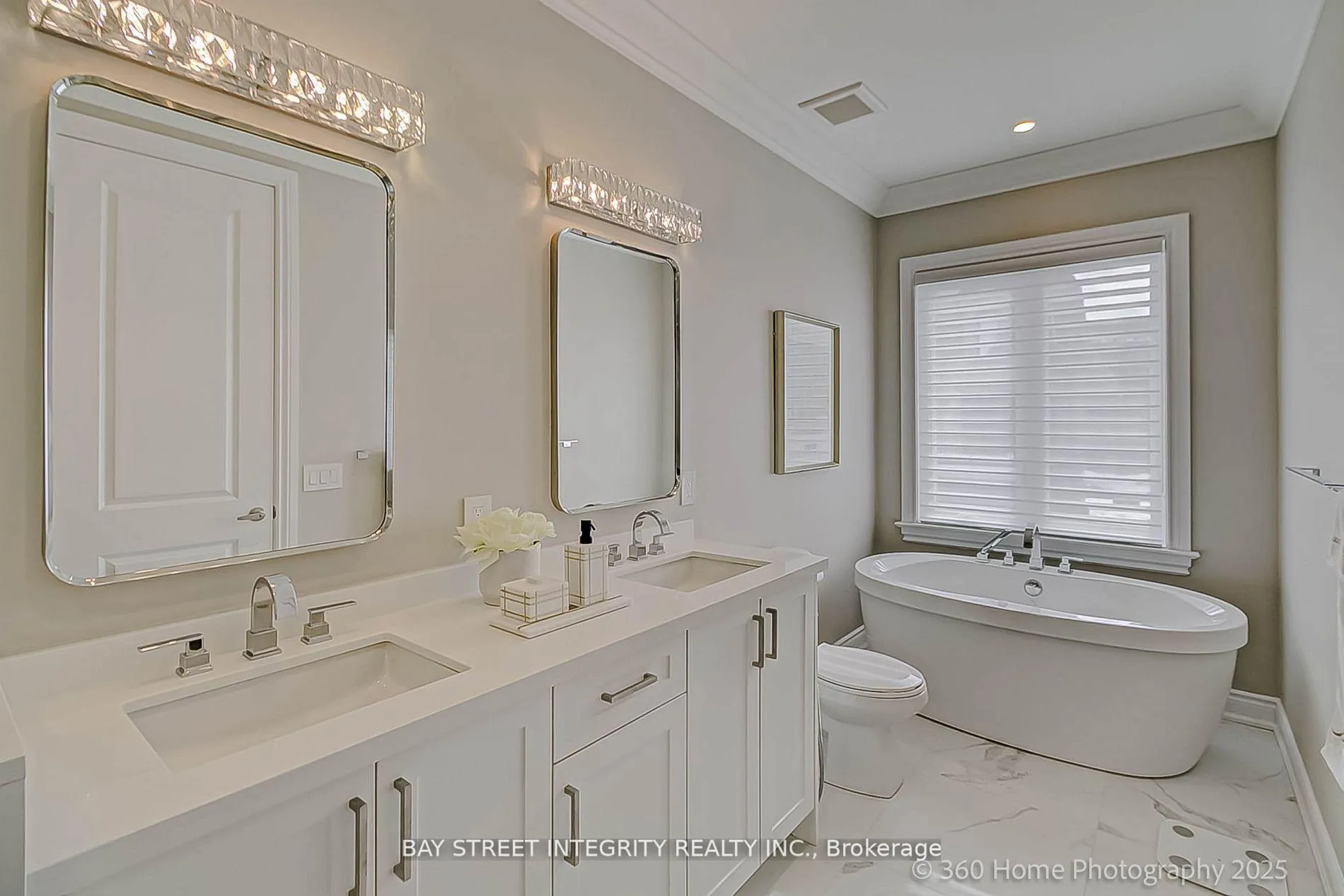 Photo 24 of 15 York Downs Boulevard, Markham, Angus Glen — HOMEH