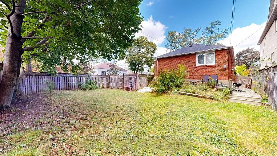 Photo 14 of 375 Lawrence Avenue W, Toronto, Bedford Park-Nortown — HOMEH