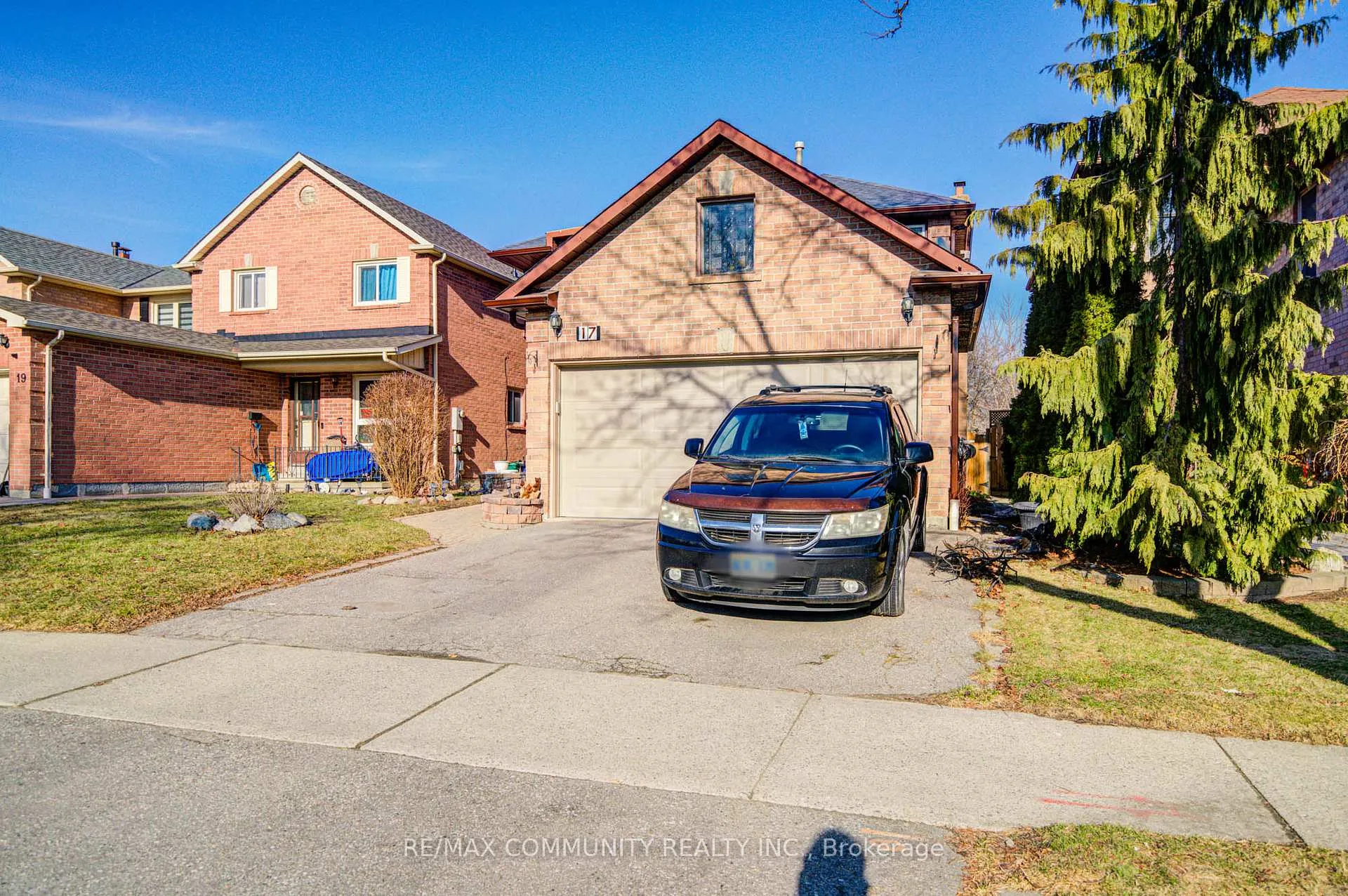 Photo 4 of 17 Brightly Drive, Ajax, Central West — HOMEH