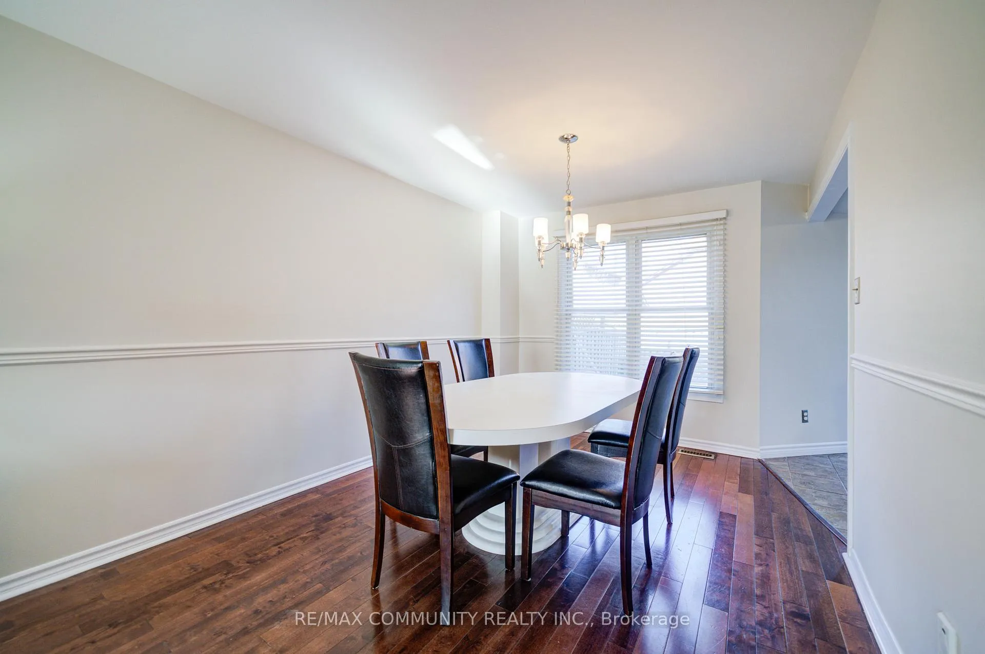 Photo 11 of 17 Brightly Drive, Ajax, Central West — HOMEH