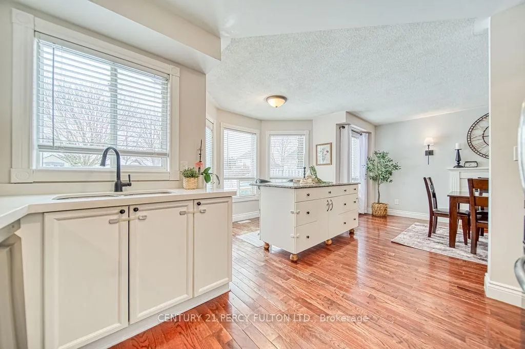 Photo 12 of 181 Wilkins Crescent, Clarington, Courtice — HOMEH