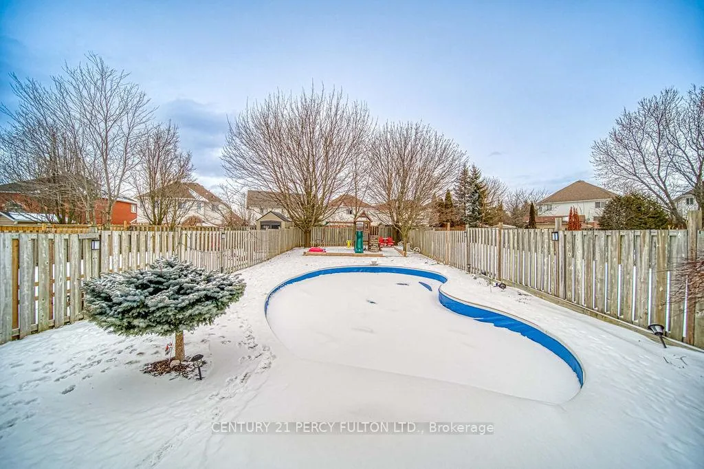 Photo 30 of 181 Wilkins Crescent, Clarington, Courtice — HOMEH