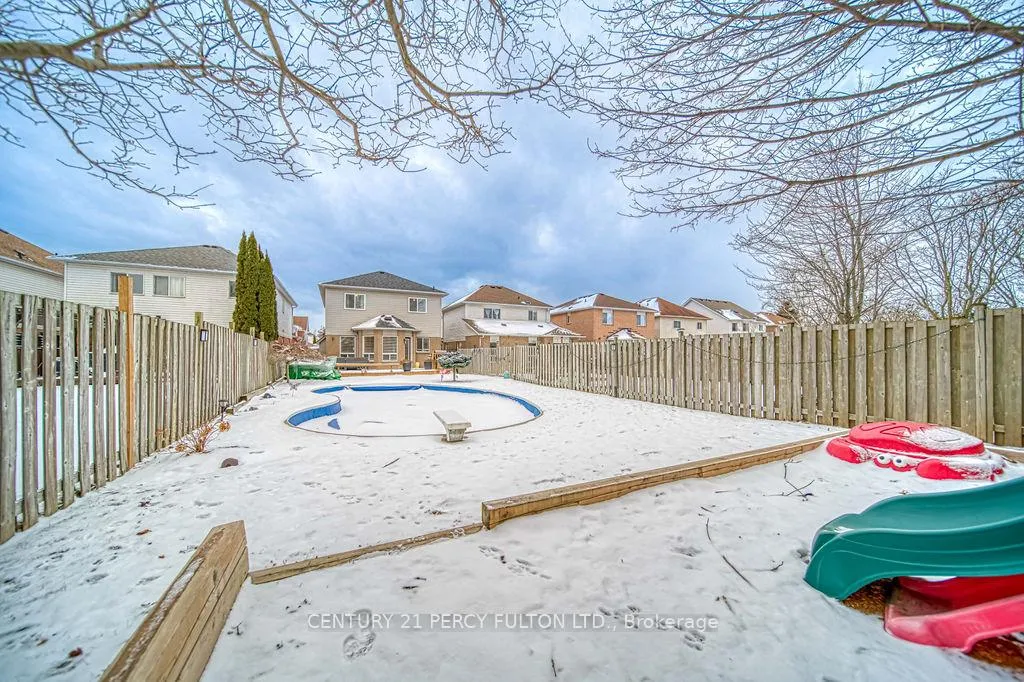 Photo 32 of 181 Wilkins Crescent, Clarington, Courtice — HOMEH