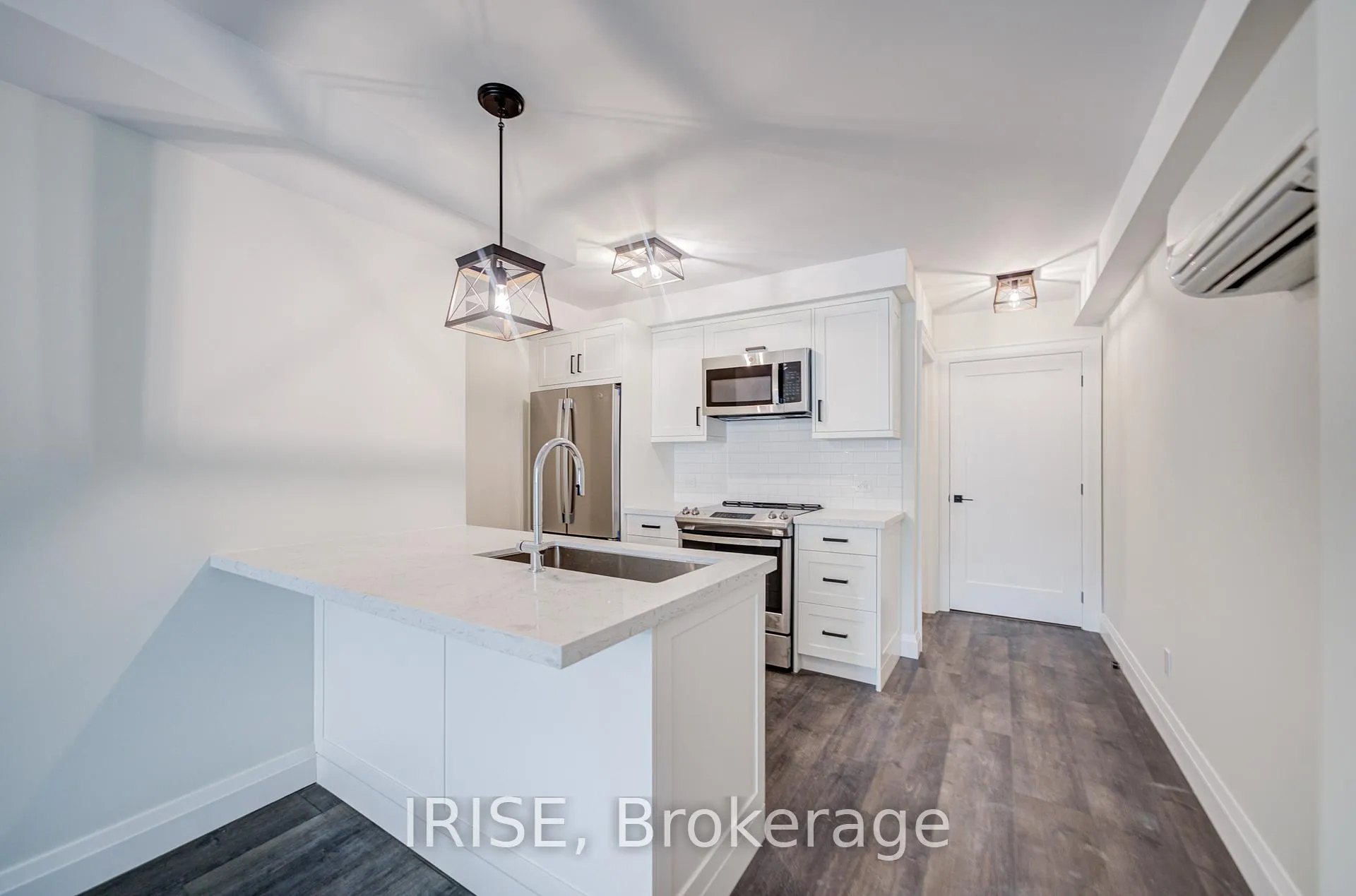 Photo 2 of Unit 1, 619 Mount Pleasant Road, Toronto, Mount Pleasant East — HOMEH