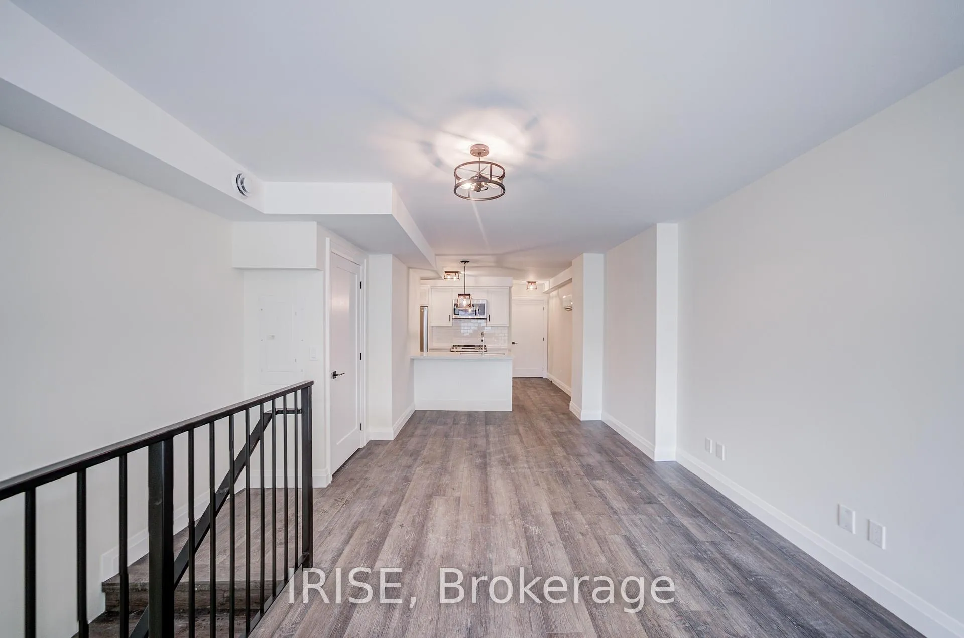 Photo 6 of Unit 1, 619 Mount Pleasant Road, Toronto, Mount Pleasant East — HOMEH