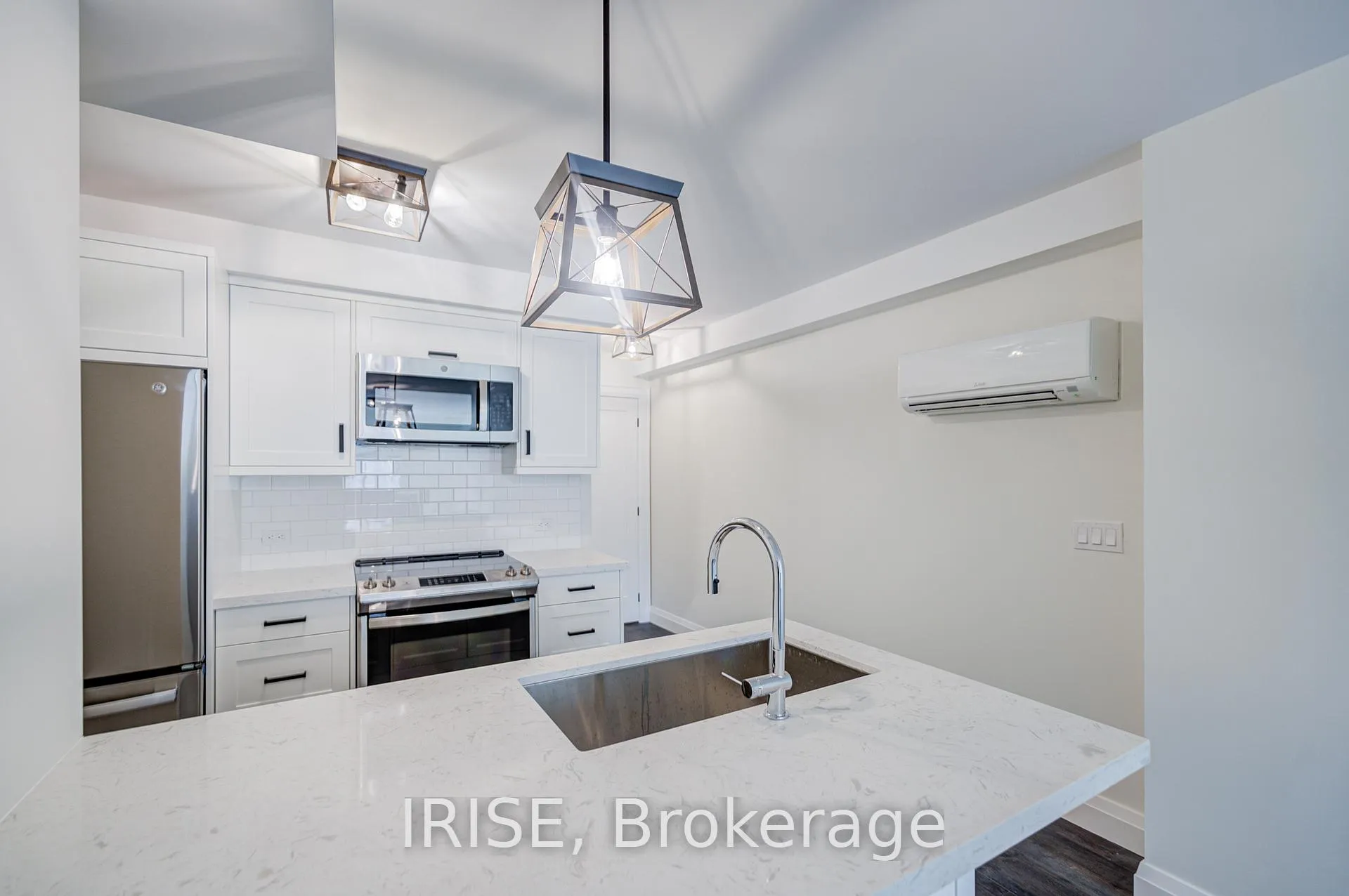 Photo 13 of Unit 1, 619 Mount Pleasant Road, Toronto, Mount Pleasant East — HOMEH